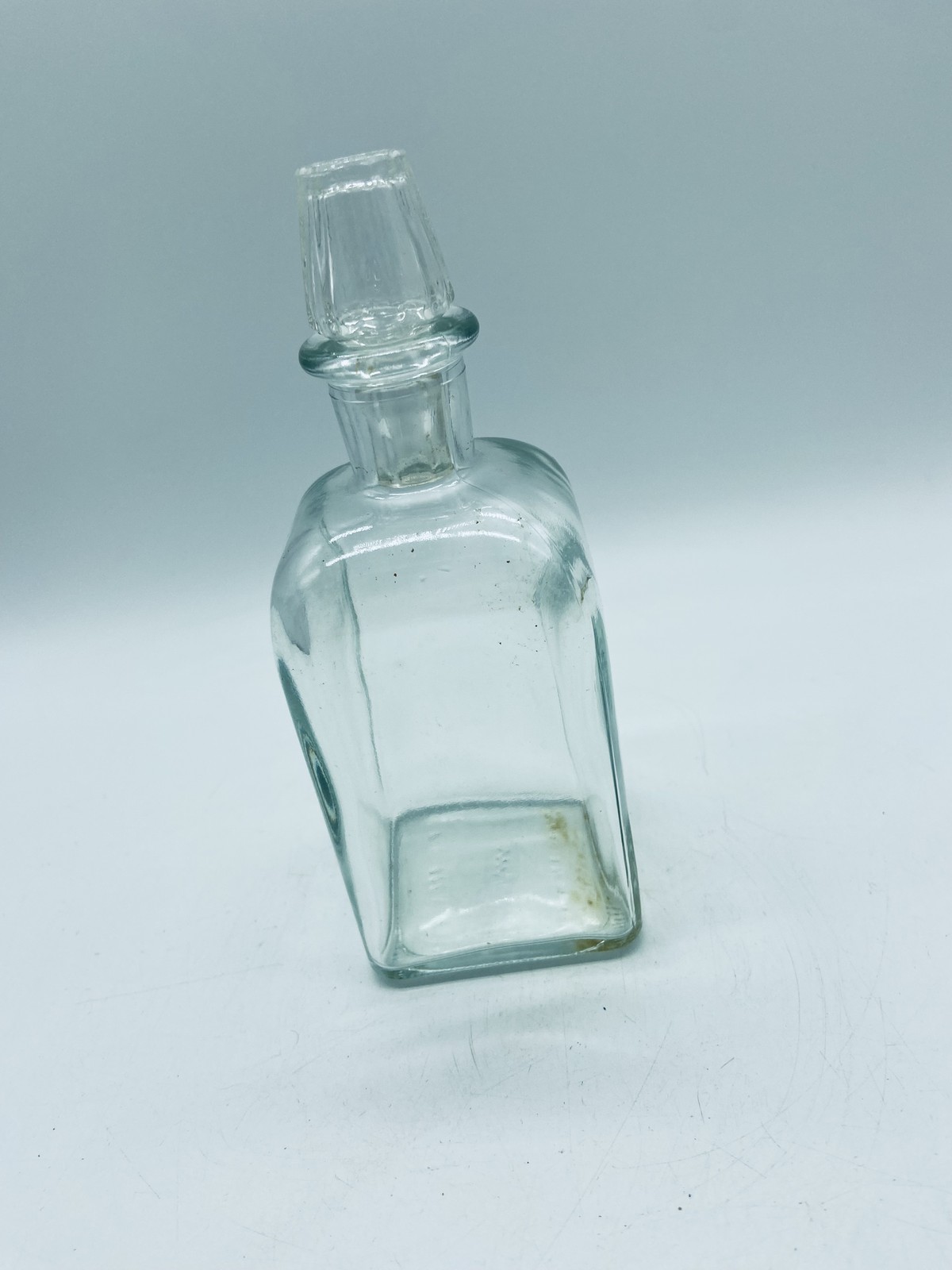 Antique Pre-1900 Clear Aqua Tint Medicine Bottle with Ground Stopper Apothecary Antique Pre-1900 Clear Aqua Tint Medicine Bottle with Ground Stopper Apothecary