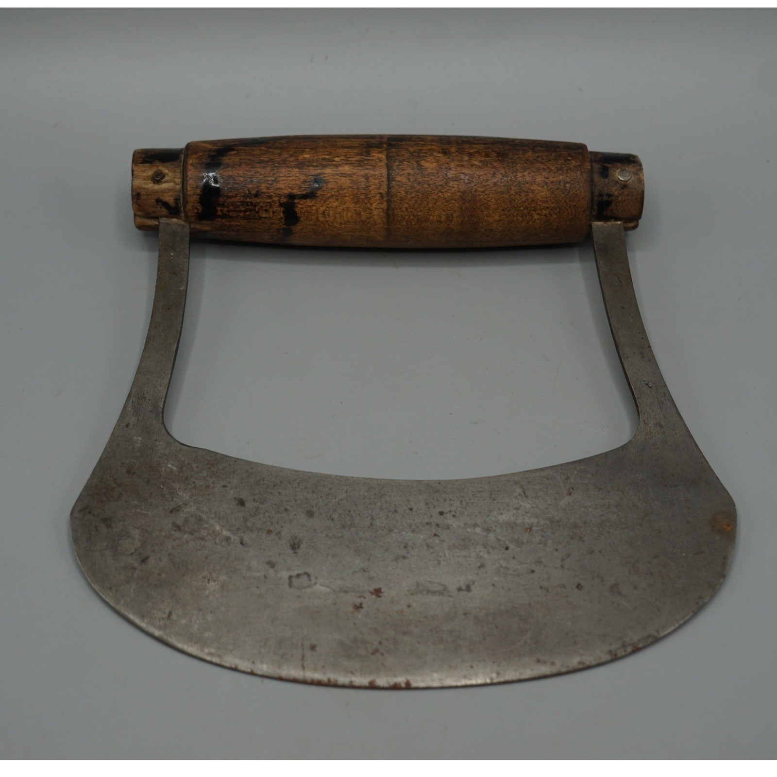 Vintage Primitive Herb Chopper Wood Handle Curved Steel Blade Dough Cutter 6.5in