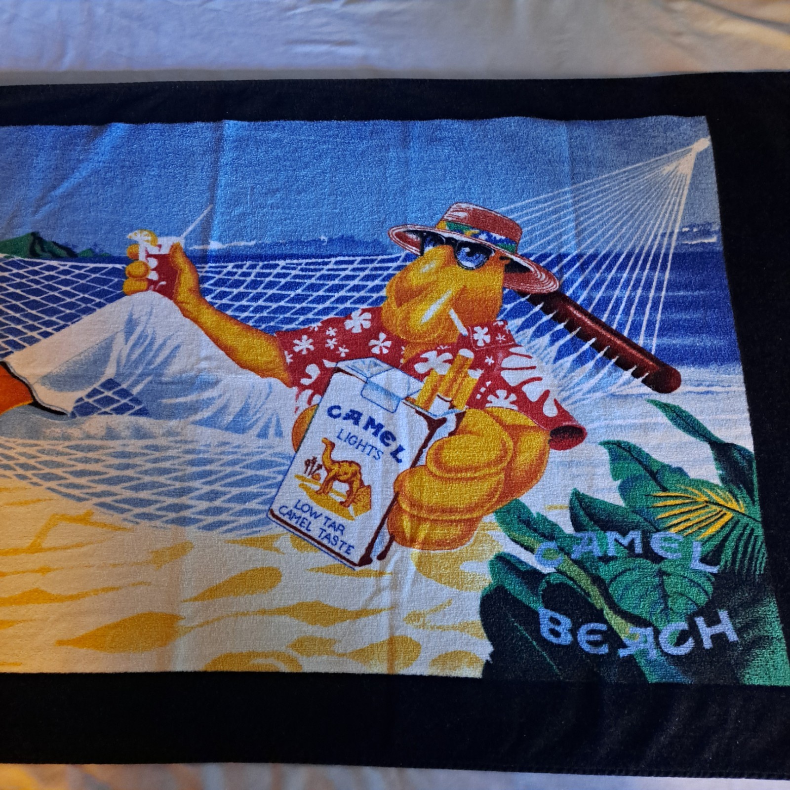 Vintage Joe Camel 1991 Beach Towel Collectable 59x30 100% Cotton Great Condition Vintage Joe Camel 1991 Beach Towel Collectable 59x30 100% Cotton Great Condition