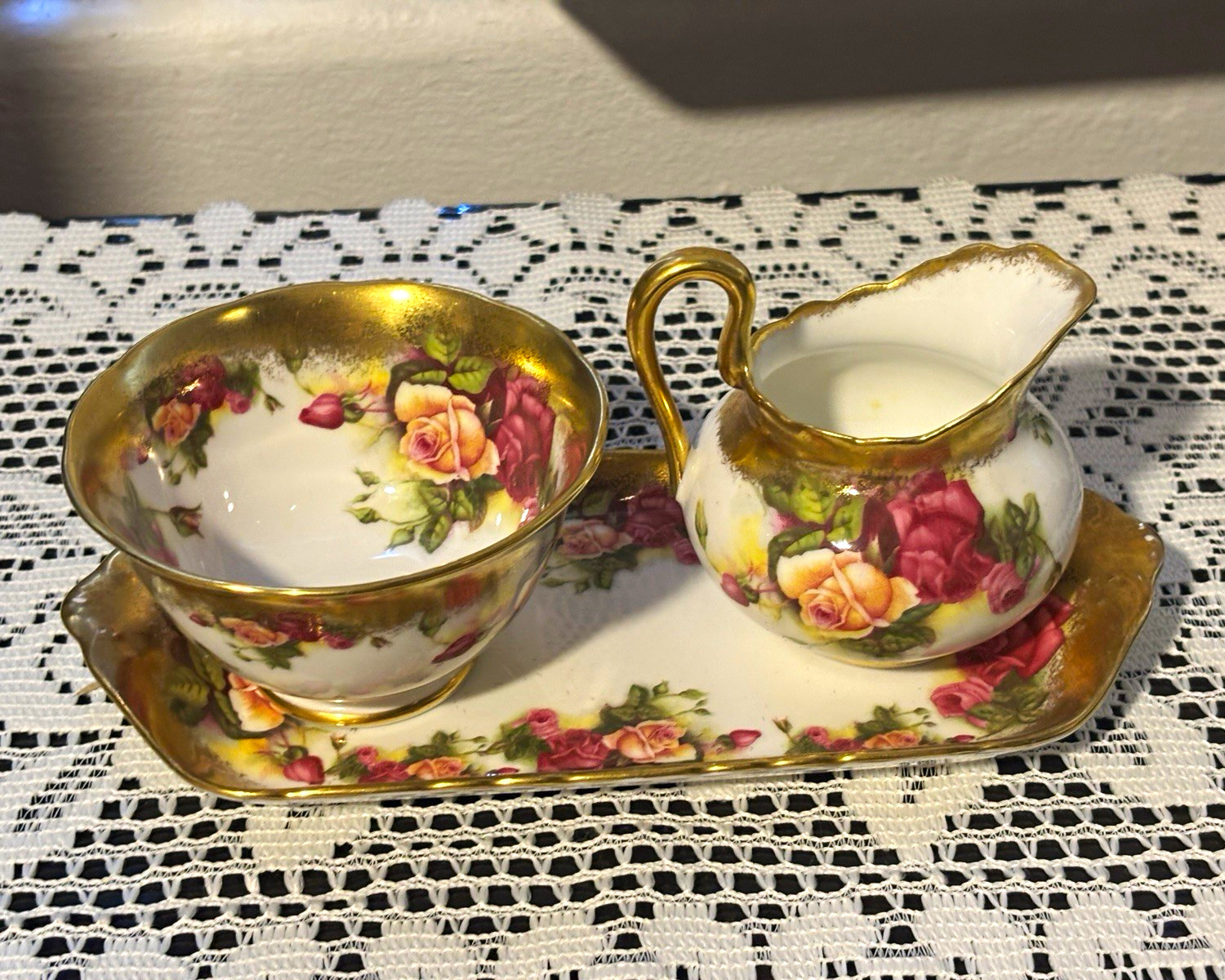 Vintage Royal Chelsea Golden Rose Creamer Sugar Bowl & Tray Set Bone China Engl. Vintage Royal Chelsea Golden Rose Creamer Sugar Bowl & Tray Set Bone China Engl.