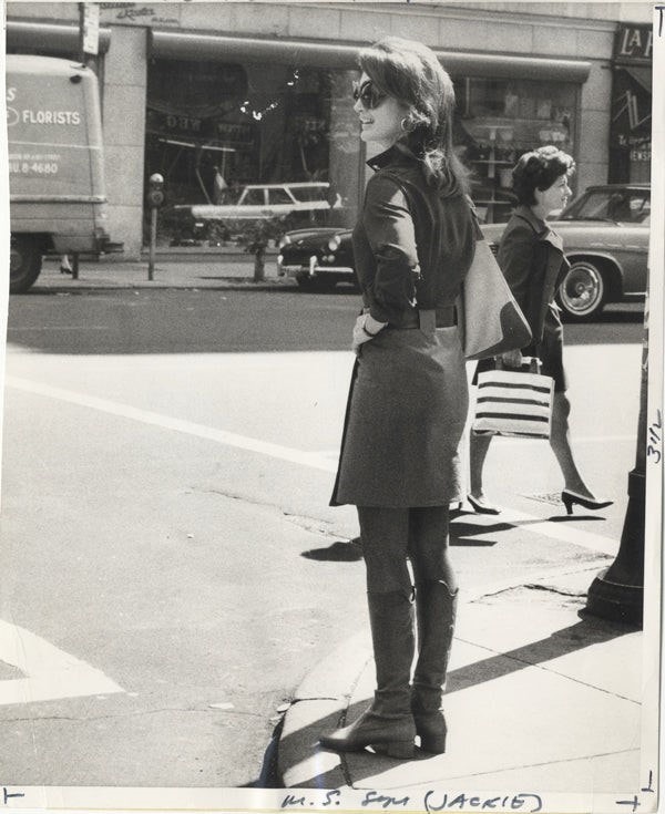 Jacqueline Kennedy Onassis Jackie O Stamped Original 8x10 Photo 1969 New York