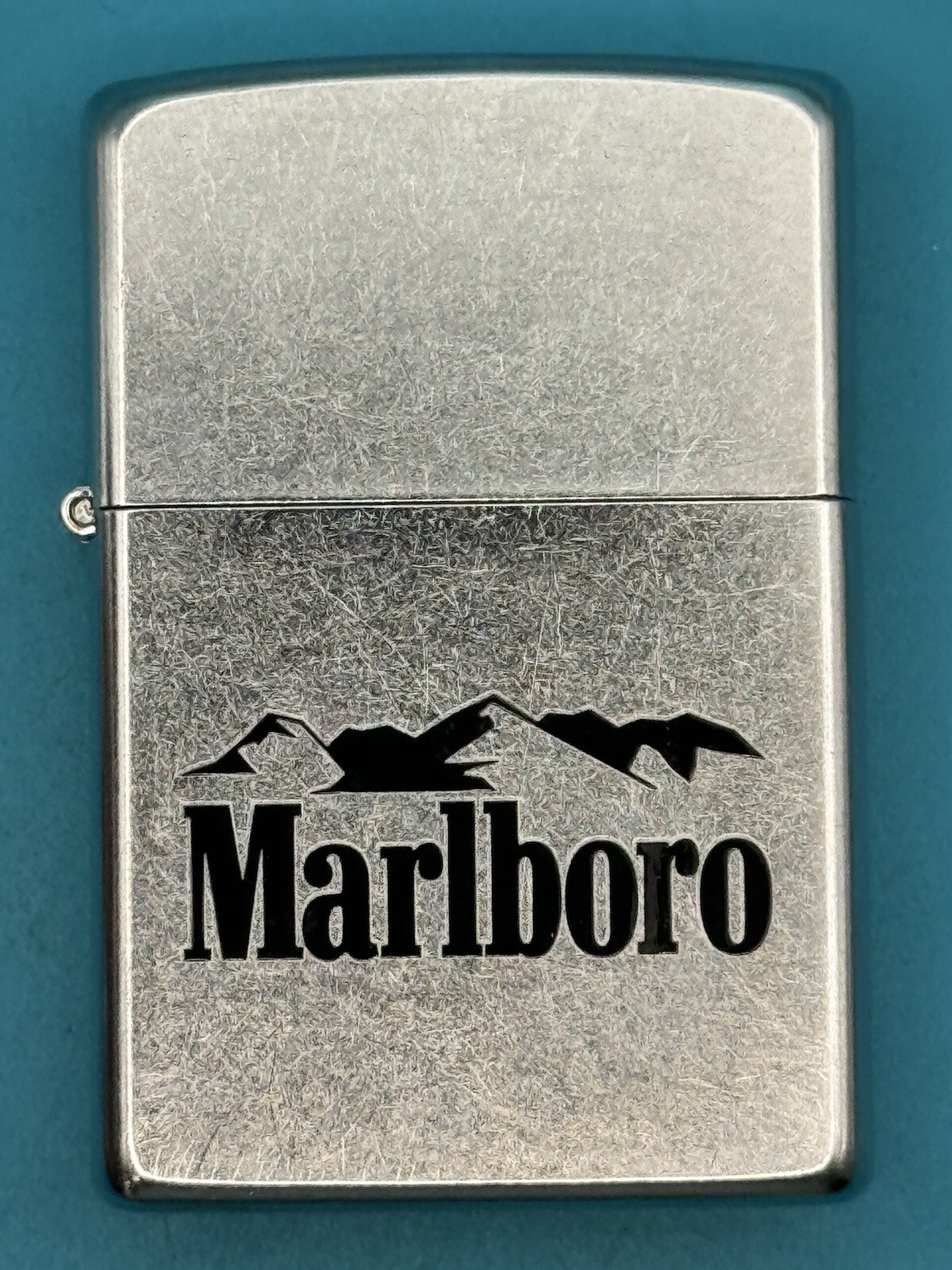 Vintage 2007 Marlboro Mountain Range Compass Double Sided Zippo Lighter NEW Vintage 2007 Marlboro Mountain Range Compass Double Sided Zippo Lighter NEW