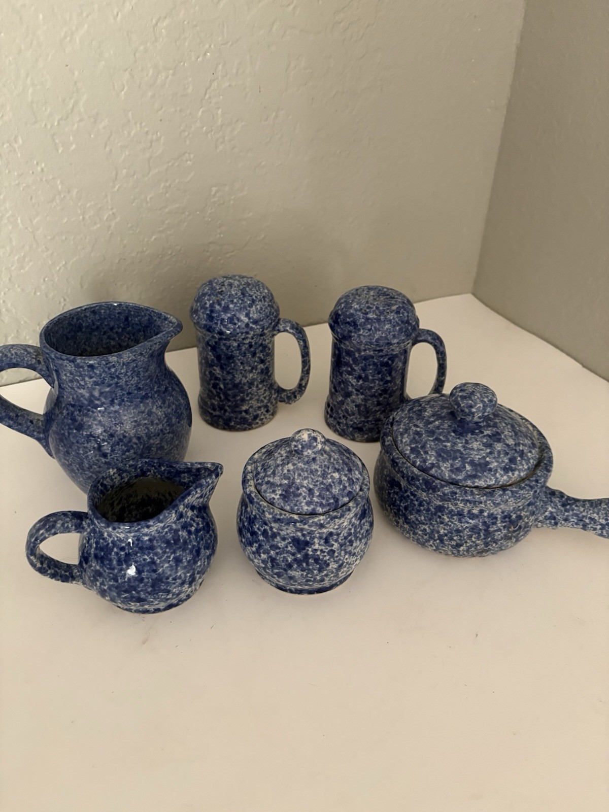 Vintage Blue White Spongeware Pottery 6 Pc Tea Set Teapot Pitchers Salt Pepper Vintage Blue White Spongeware Pottery 6 Pc Tea Set Teapot Pitchers Salt Pepper