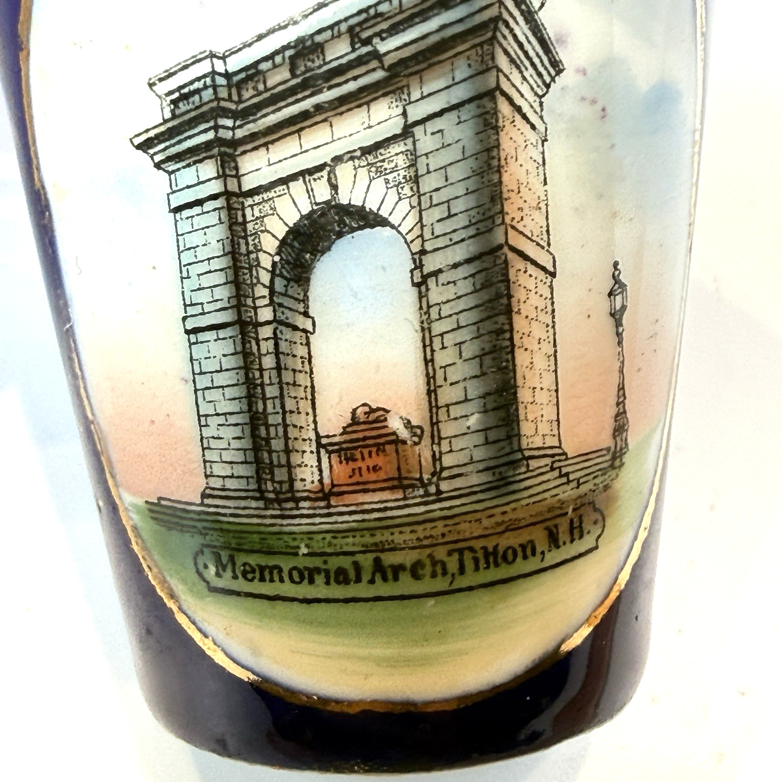 TILTON NH NEW HAMPSHIRE ANTIQUE Souvenir MEMORIAL ARCH COBALT TRINKET CUP