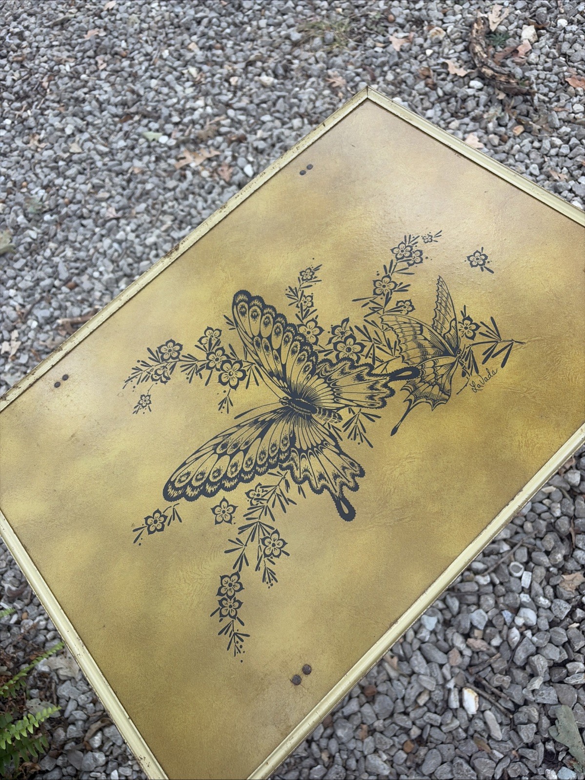 Vintage Set Of 2 LAVADA MCM Gold Butterfly TV Trays With Stand 23× 21× 15 Vintage Set Of 2 LAVADA MCM Gold Butterfly TV Trays With Stand 23× 21× 15