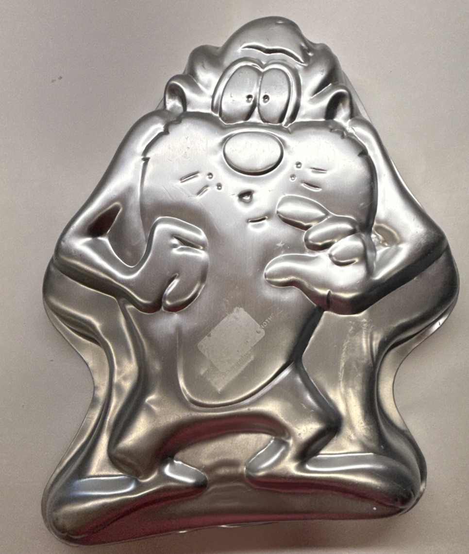Vtg 1995 Wilton Looney Tunes Taz the Tasmanian Devil Aluminum Cake Pan 2105-1238