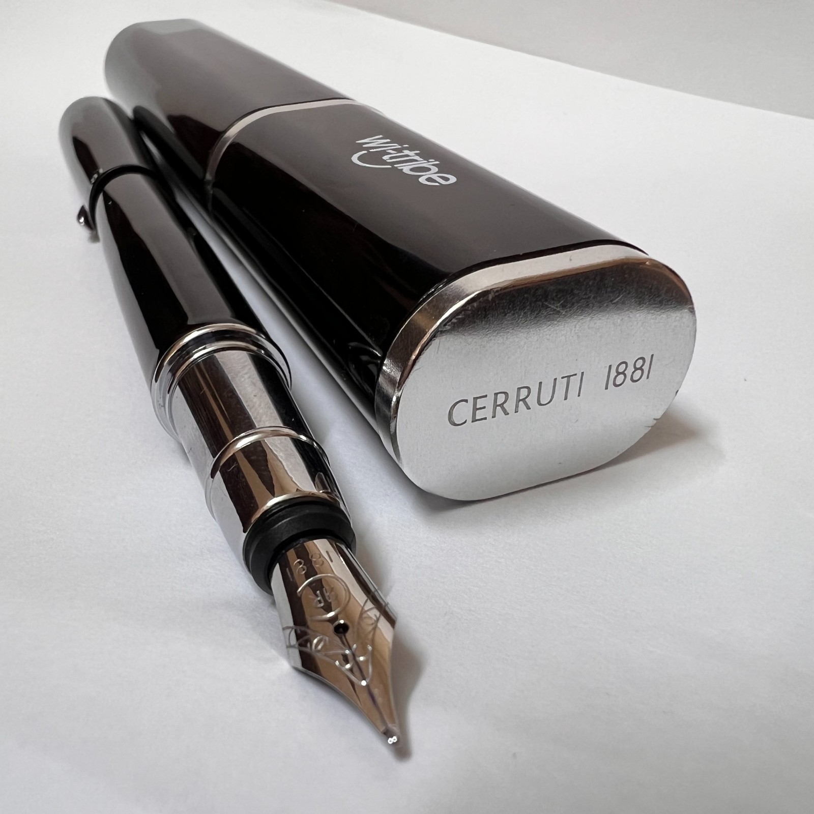 Cerruti 1881 Fountain Pen Black & Silver Metal Luxury Executive Pen w/ Case