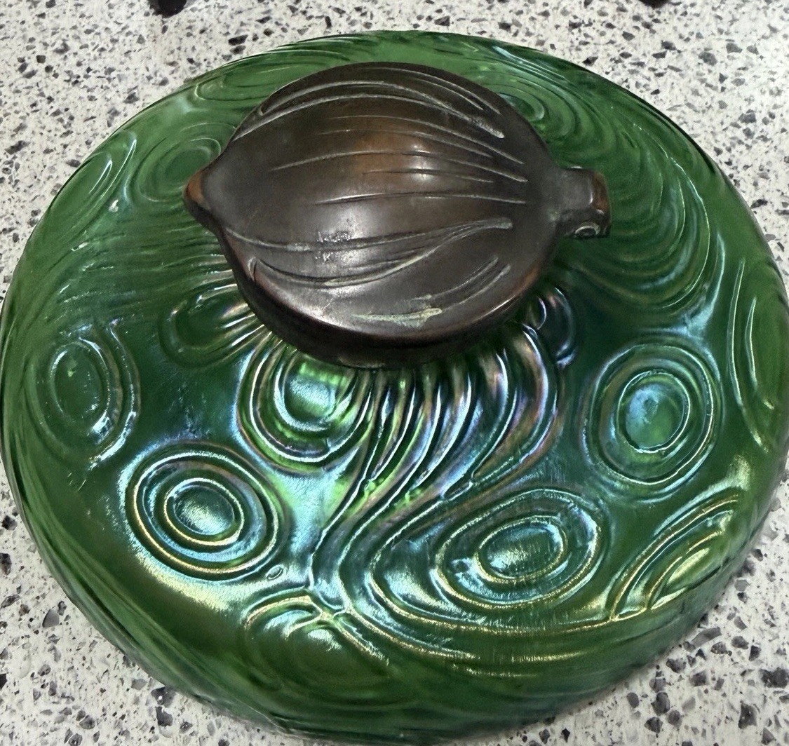 Art Nouveau Bohemian Green Iridescent Glass Inkwell Loetz Kralik Welz 1900 Art Nouveau Bohemian Green Iridescent Glass Inkwell Loetz Kralik Welz 1900