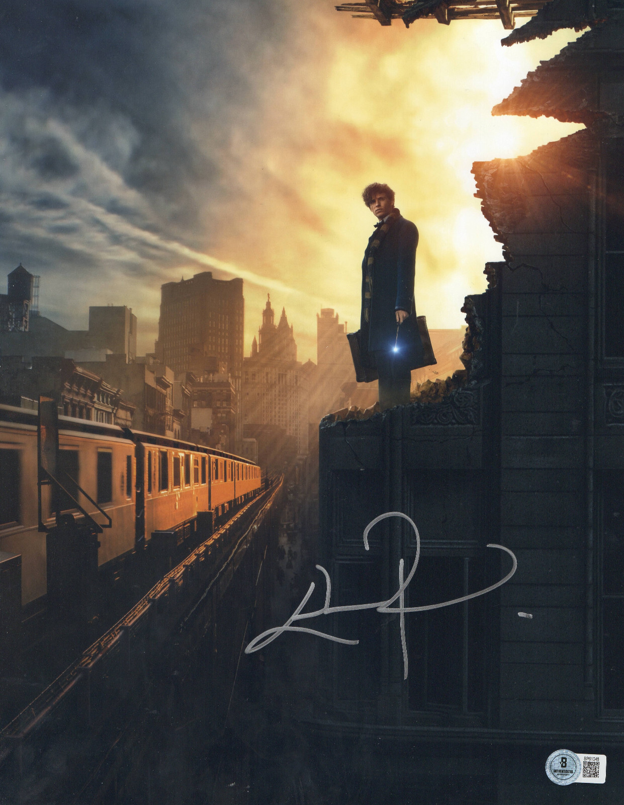 EDDIE REDMAYNE SIGNED AUTOGRAPH FANTASTIC BEASTS 11X14 PHOTO BECKETT BAS