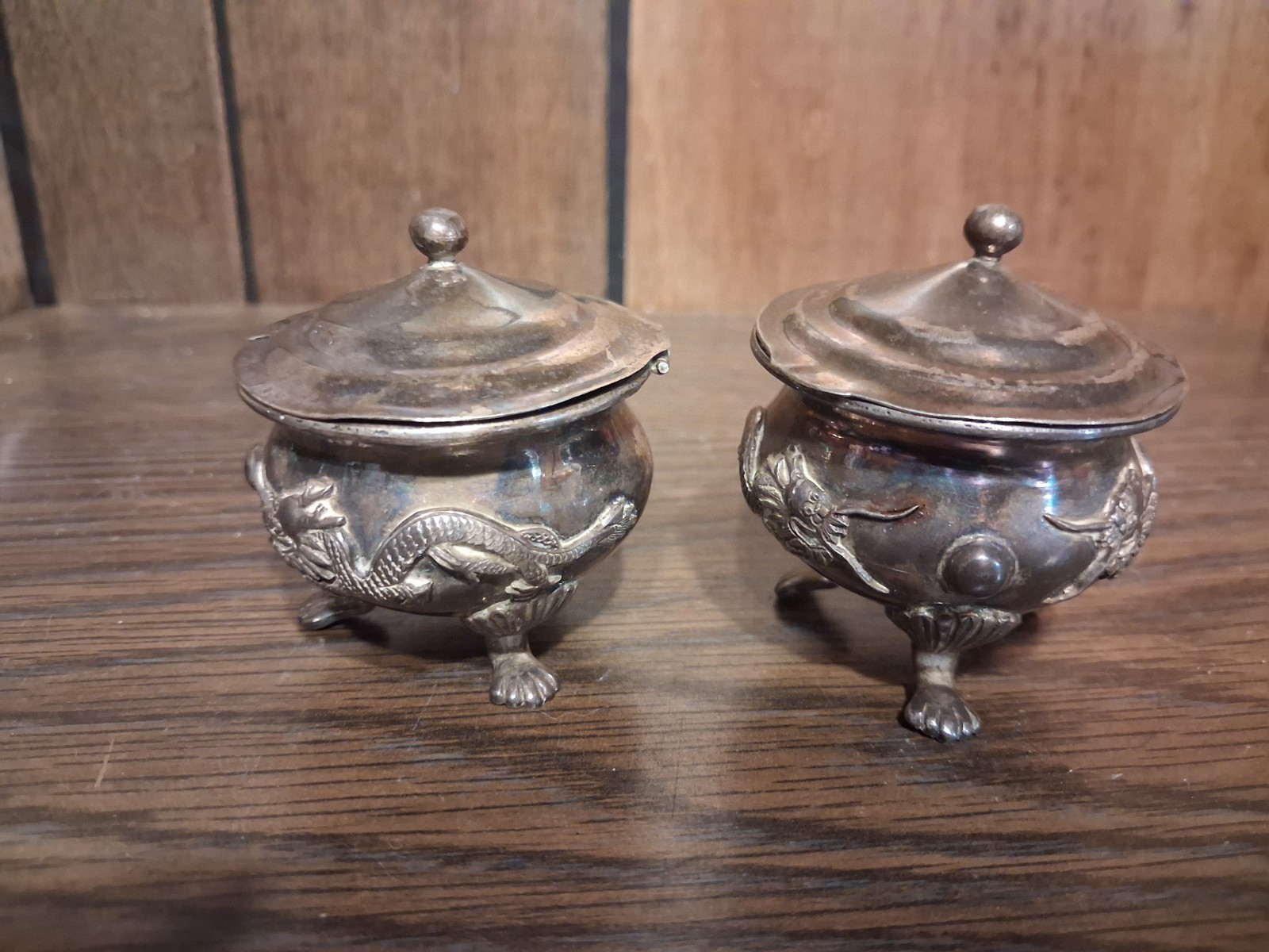 Antique Chinese Export Silver Dragon Lidded Bowls Pots Pair Zuyin 足銀
