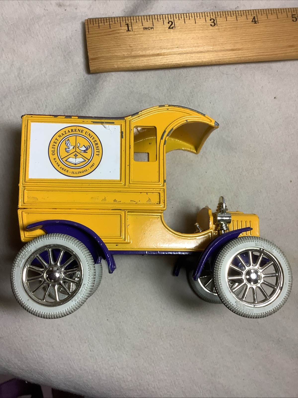 ERTL Replica 1905 Fords First Delivery Car ~Coin Bank~ Olivet University 1907