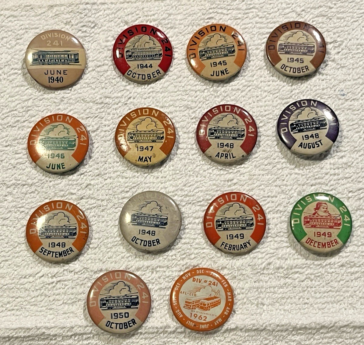 14ct lot Railway Trolley Streetcar Union Division 241 Pinback buttons 1940-1962