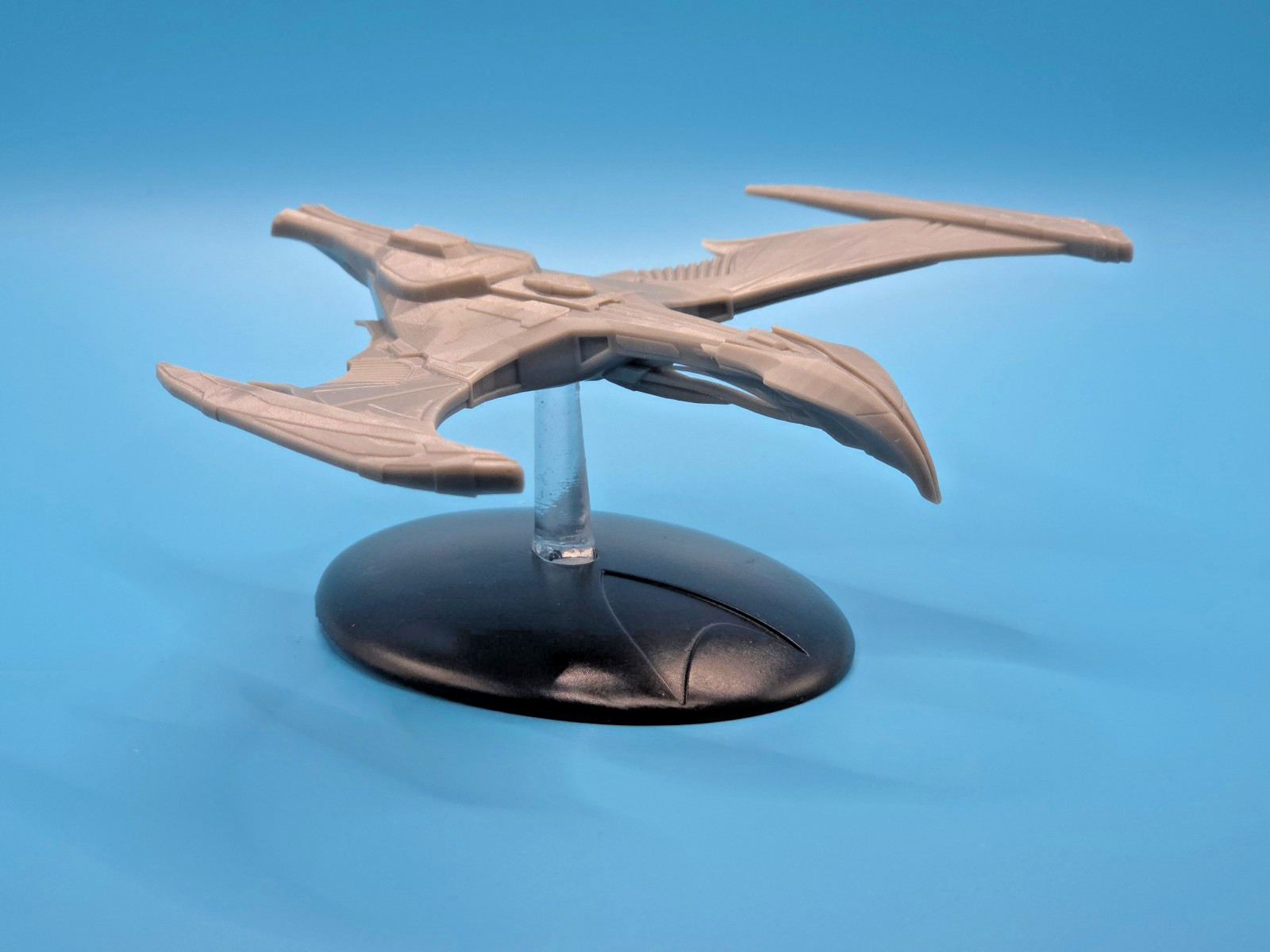 Star Trek 3D Printed Ship L27 Romulan Dinaes Class Warbird (Eaglemoss scale)