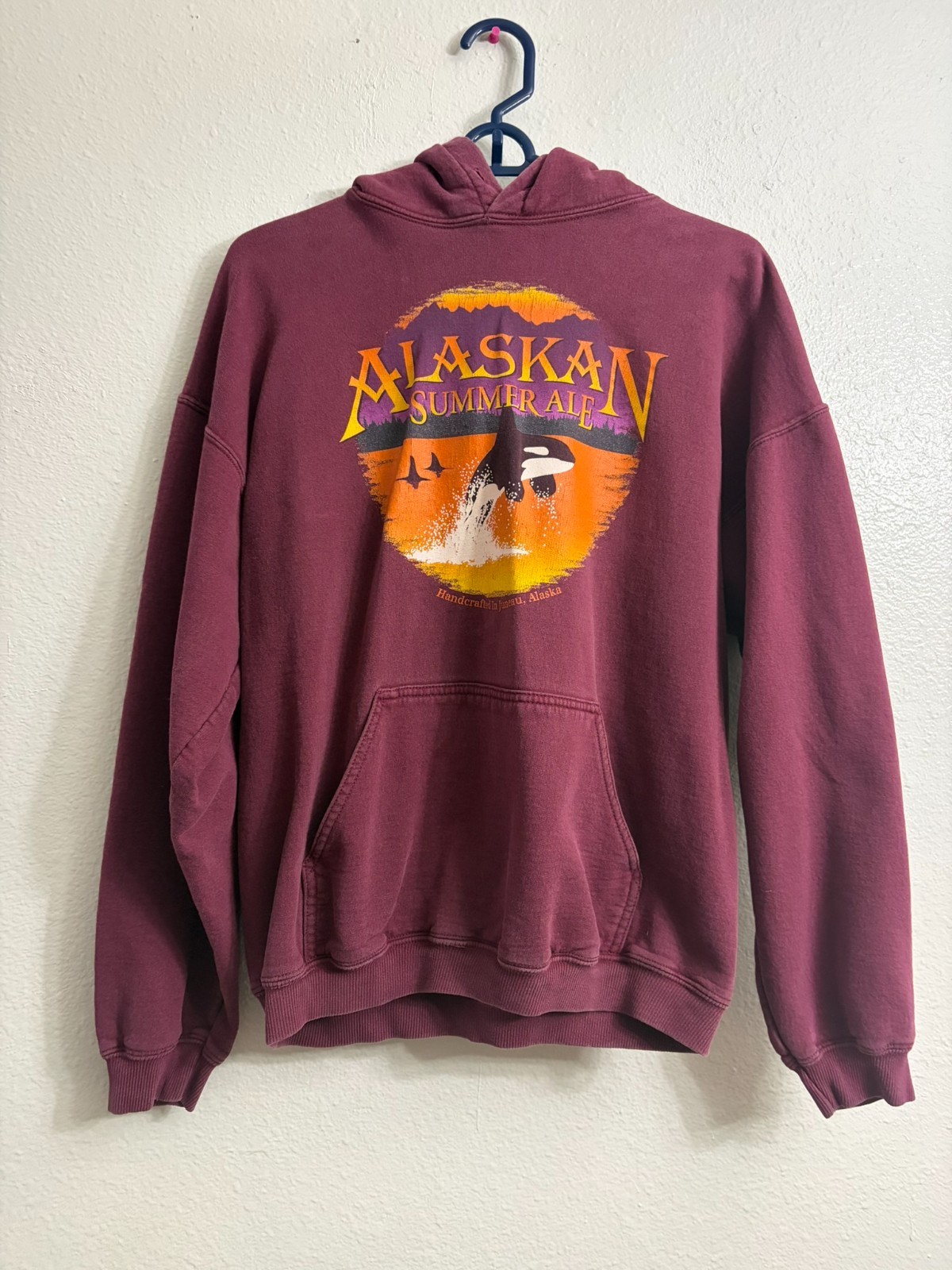 Alaskan Summer Ale Orca Whale Hoodie Gildan Large Burgundy Beer Juneau Alaska Alaskan Summer Ale Orca Whale Hoodie Gildan Large Burgundy Beer Juneau Alaska