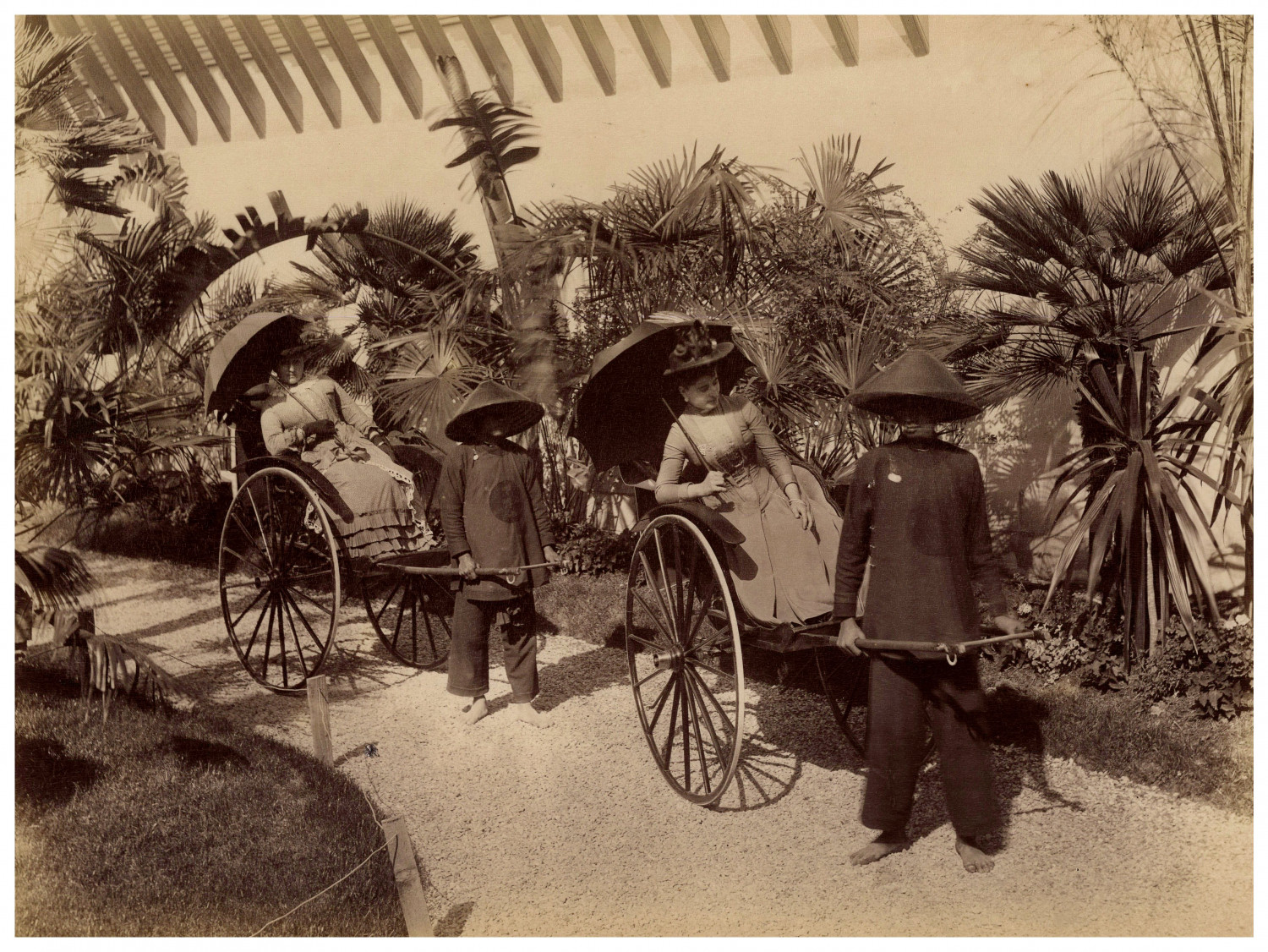 Paris, Universal Exhibition of 1889, women in rickshaw vintage albumen p