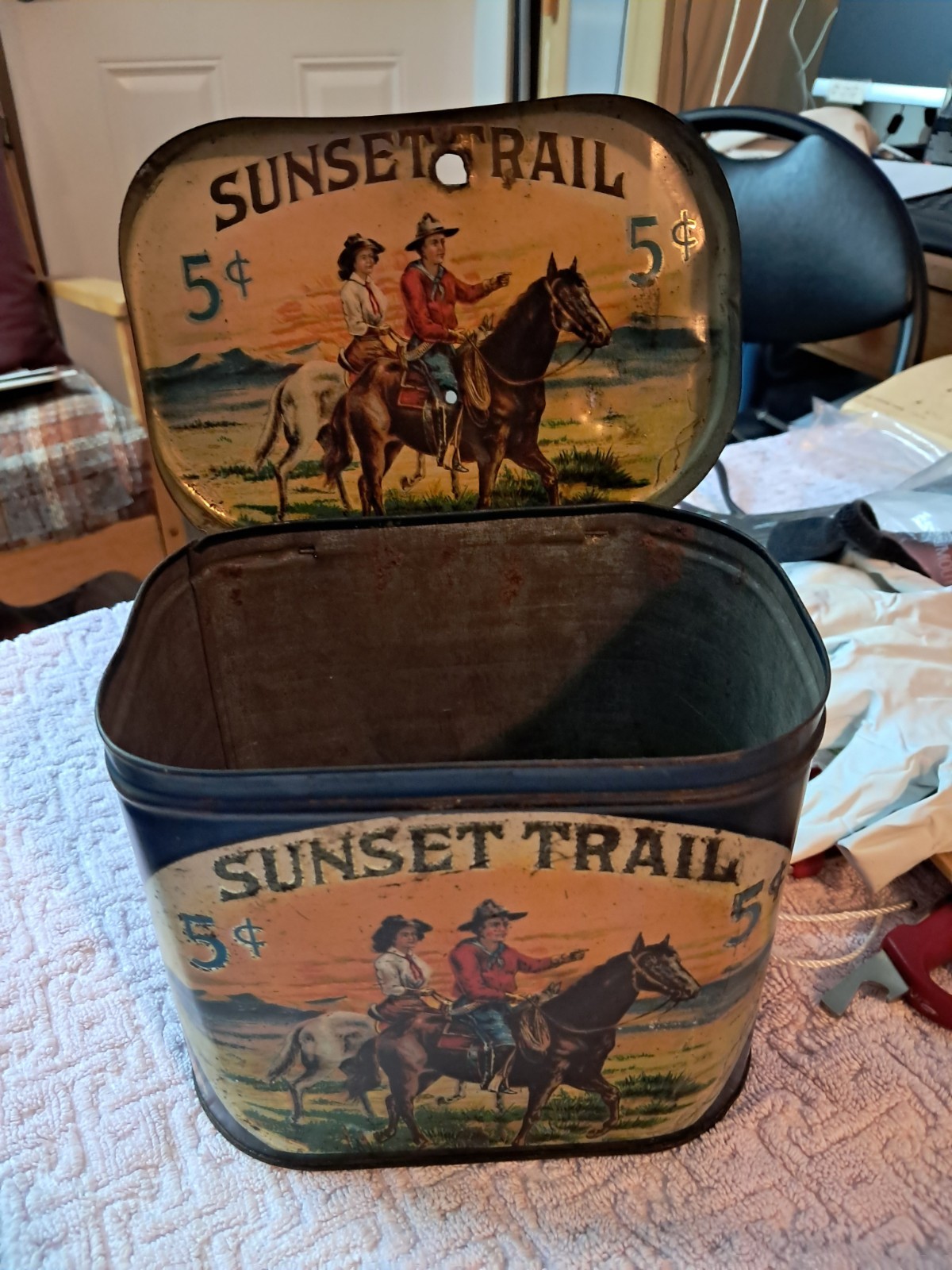 Vintage Sunset Trail 5c Cigar Tin Litho Cowboy Western Roby Co Humidor Canister