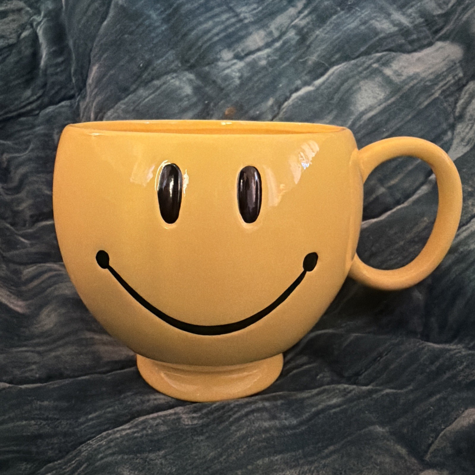 Vintage 1990s Teleflora Smiley Face Large 4 Vintage 1990s Teleflora Smiley Face Large 4