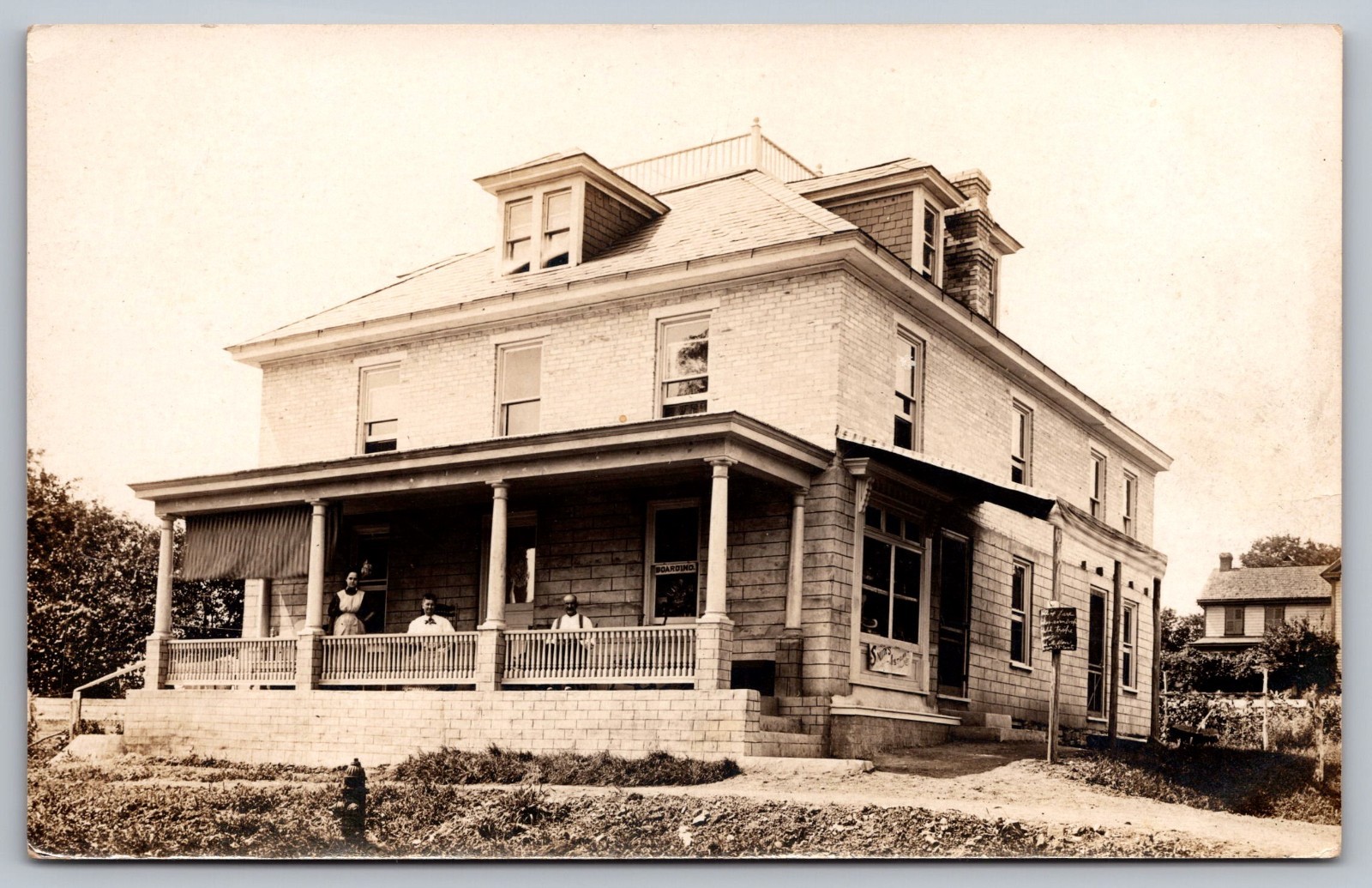Boarding House~Restaurant~Guests on Porch c1904-18 Vintage Antique RPPC Postcard