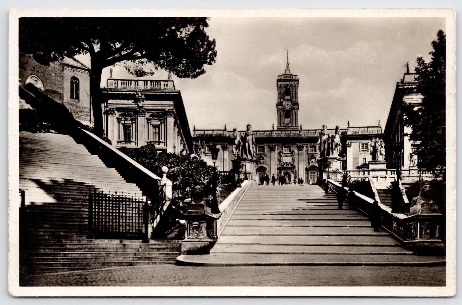 Postcard RPPC, The Capitol Roma Italy Unposted
