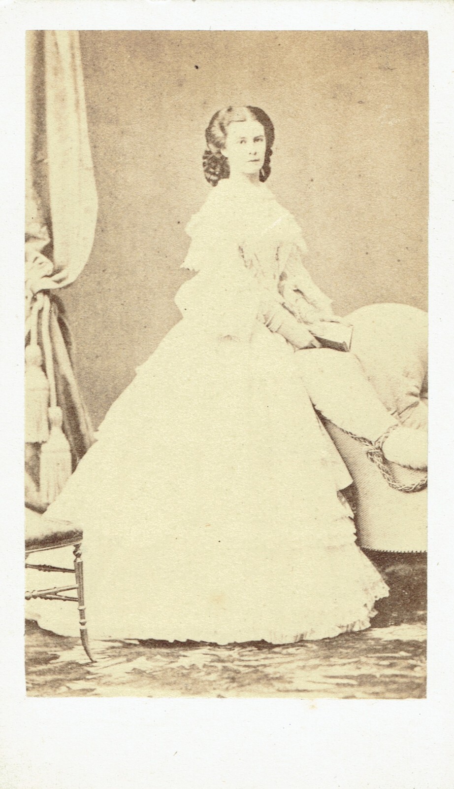 Photo CDV Circa 1870 Sisi Empress of Austria Duchess in Bavaria