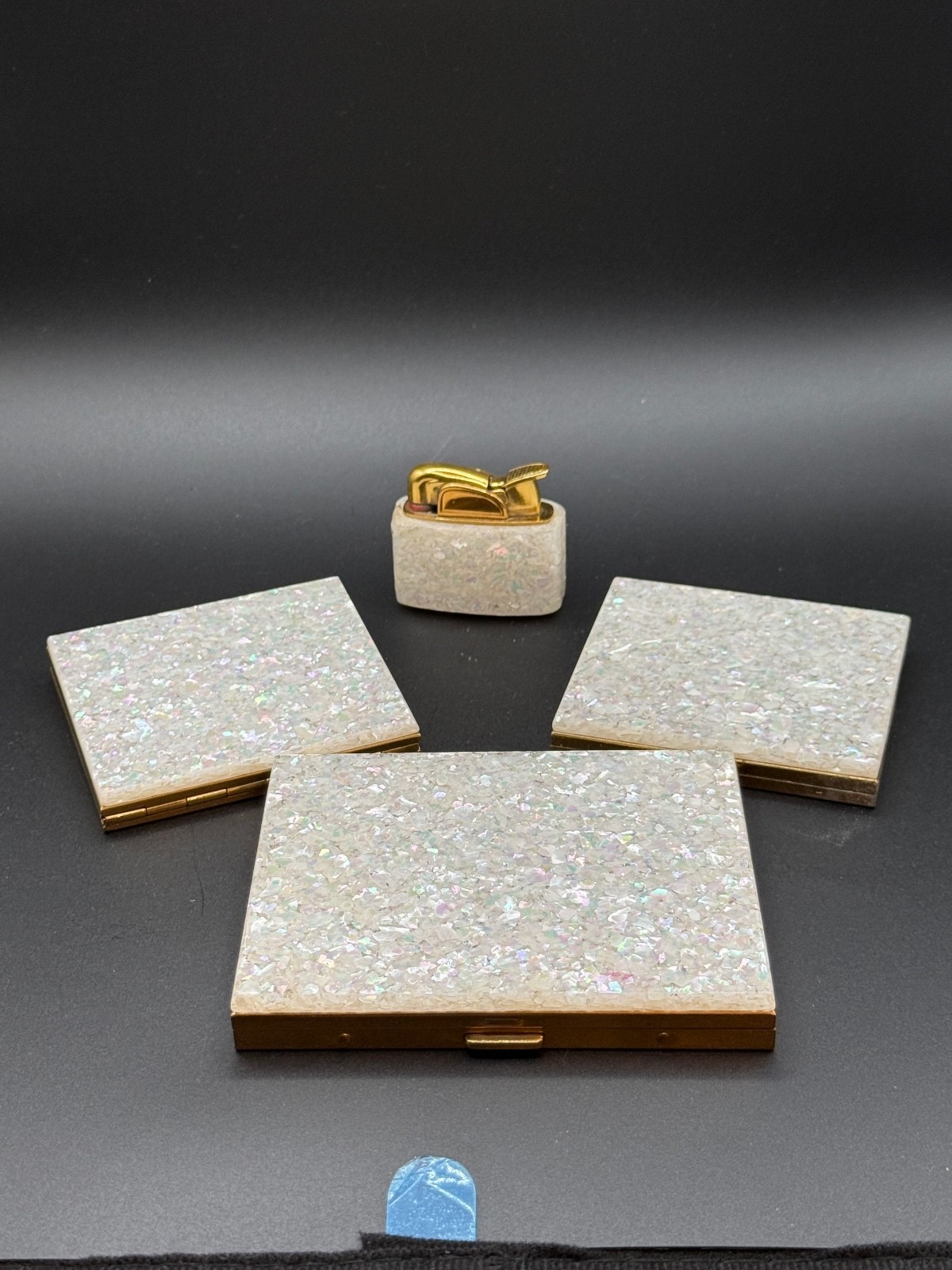 Vintage compact and accessories set