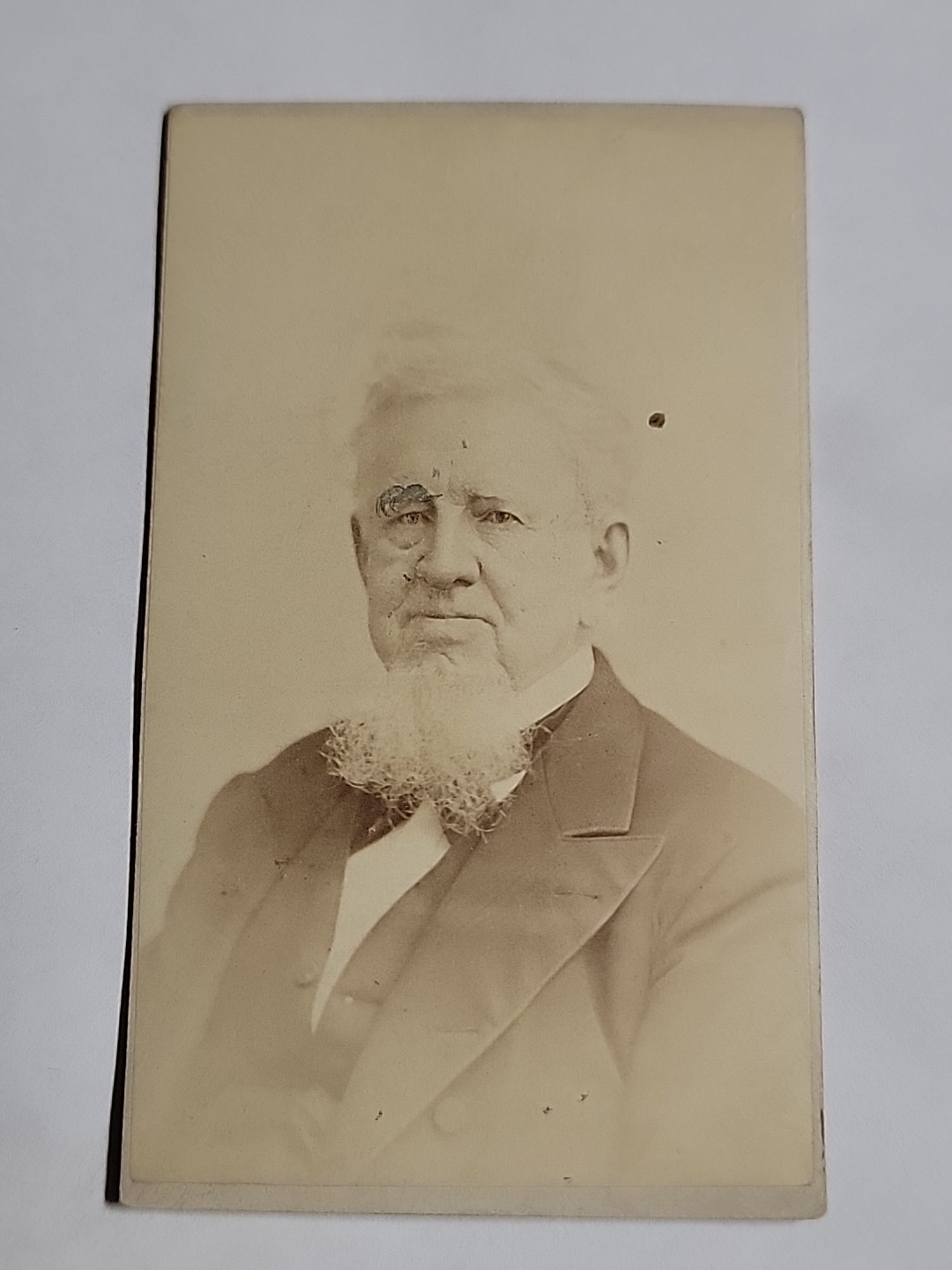 Older Gentleman Antique CDV Photo 1800's Older Gentleman Antique CDV Photo 1800's