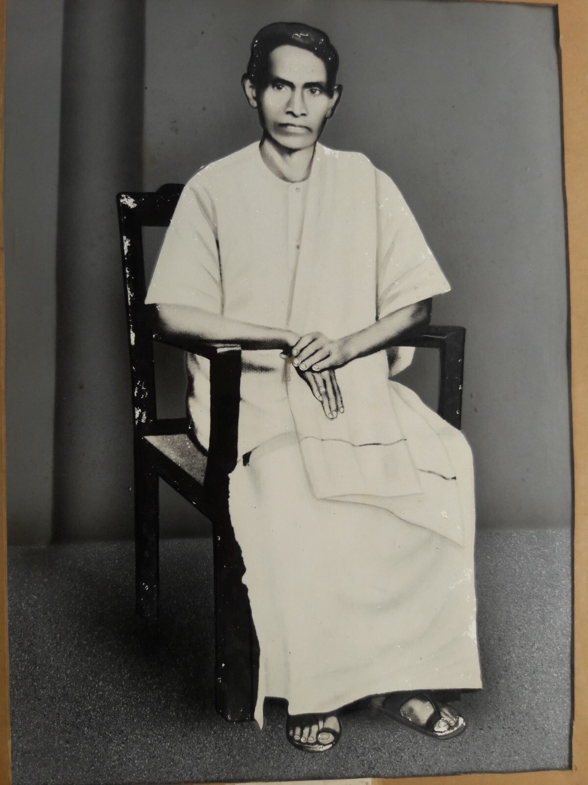 Antique Vintage Old Photo of Painting 1962 South Indian Man @ Dhoti Wooden Frame