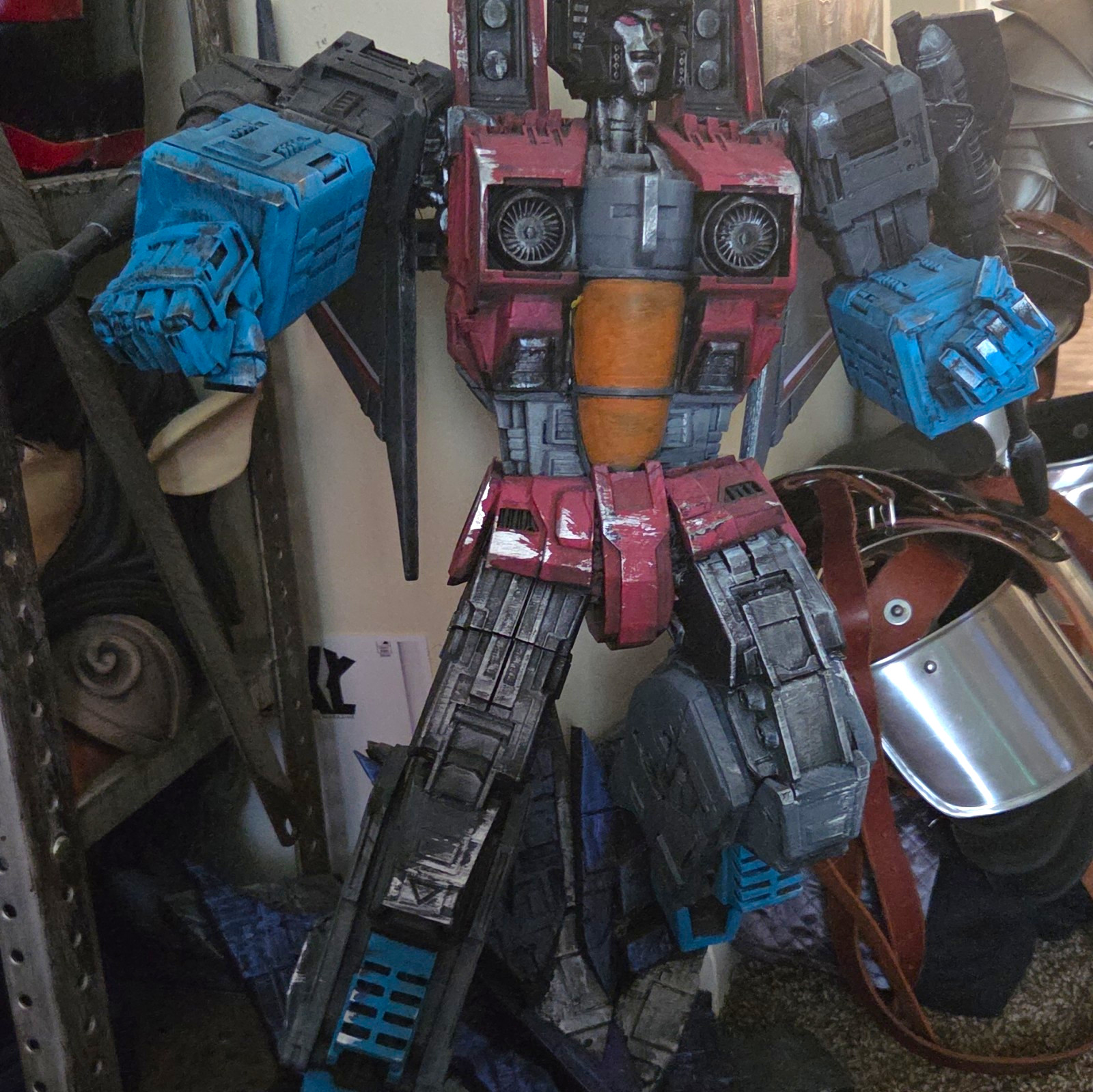 Transformers Starscream 3inch Plastic Statue Figure Robot Red Blue Gray Black Transformers Starscream 3inch Plastic Statue Figure Robot Red Blue Gray Black