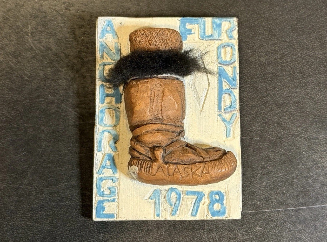 Vintage 1978 Fur Rendezvous Souvenir Pin Fur Rondy Anchorage Alaska Mukluk Vintage 1978 Fur Rendezvous Souvenir Pin Fur Rondy Anchorage Alaska Mukluk