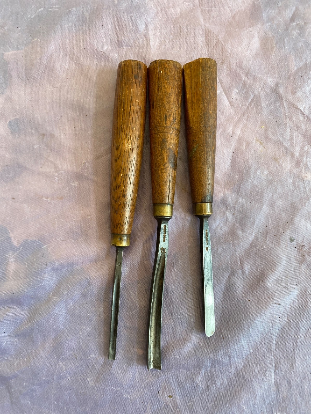 LOT OF 3 VINTAGE S J ADDIS CARVING GOUGES CHISELS - EXCEL OR VERY GOOD COND