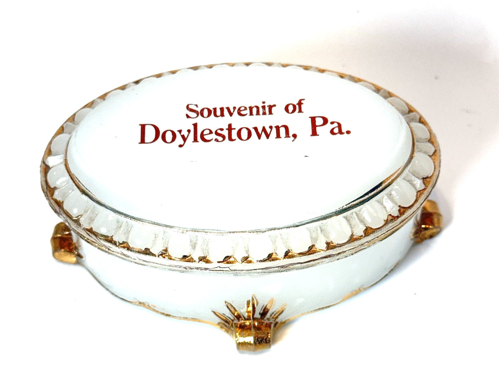 DOYLESTOWN PA Antique DEPRESSION WHITE MILK Glass Souvenir RARE TRINKET BOX