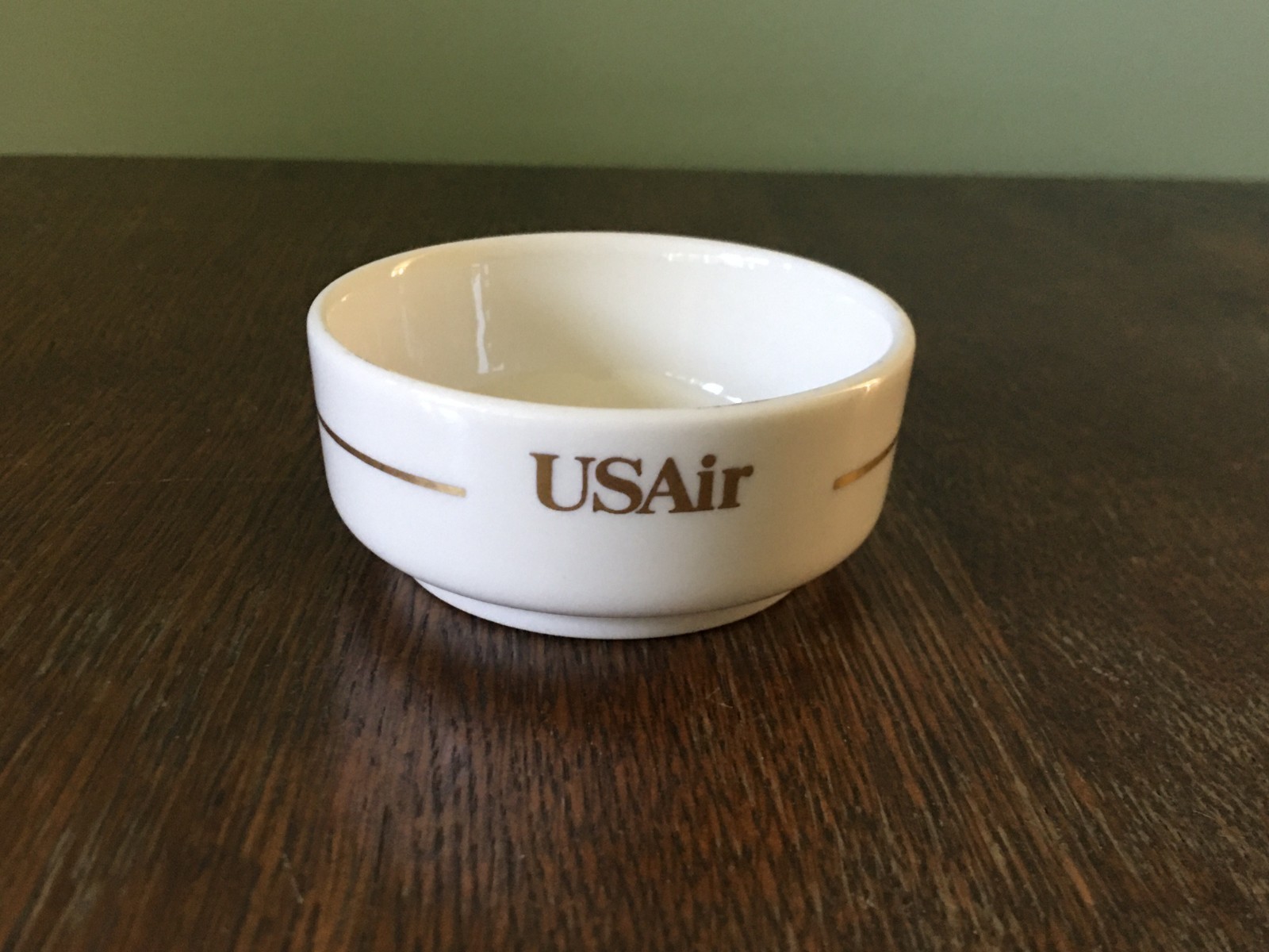 Vintage US Air First Class Nut/Candy Bowls Mayer China Gold Trim Vintage US Air First Class Nut/Candy Bowls Mayer China Gold Trim