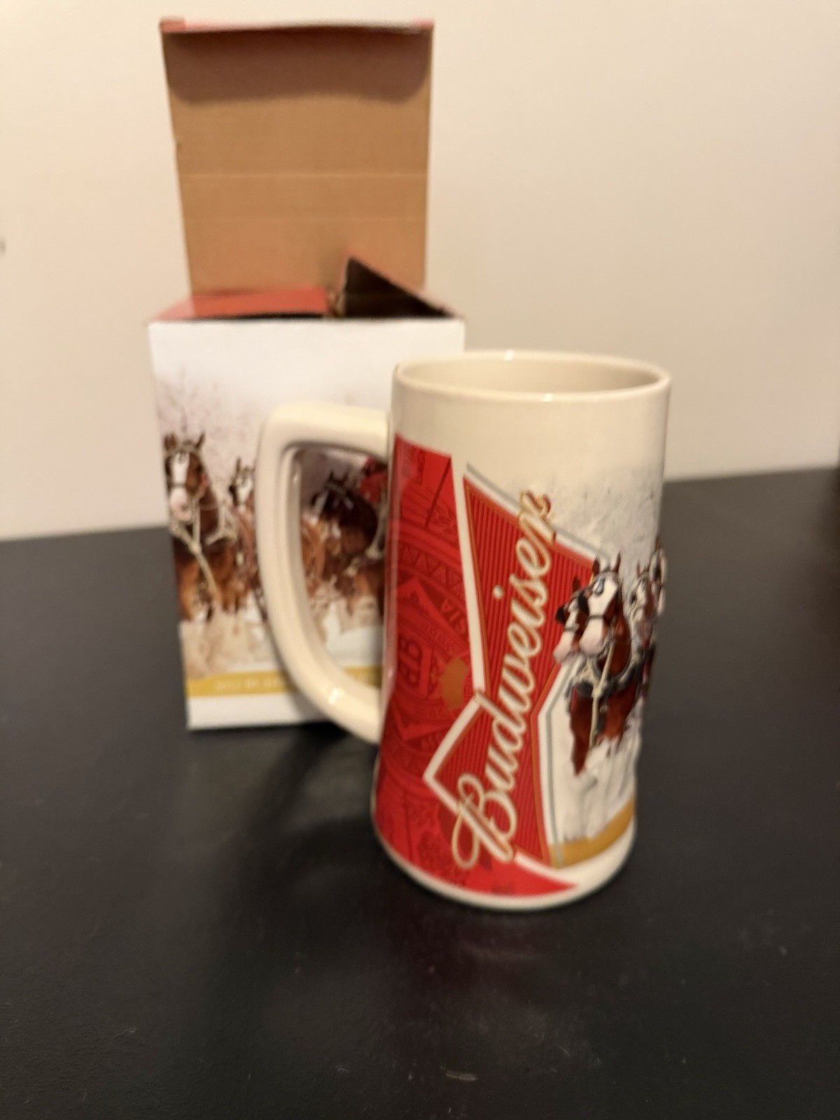 2012 Anheuser Busch AB Budweiser Holiday Christmas Beer Stein Clydesdales NIB
