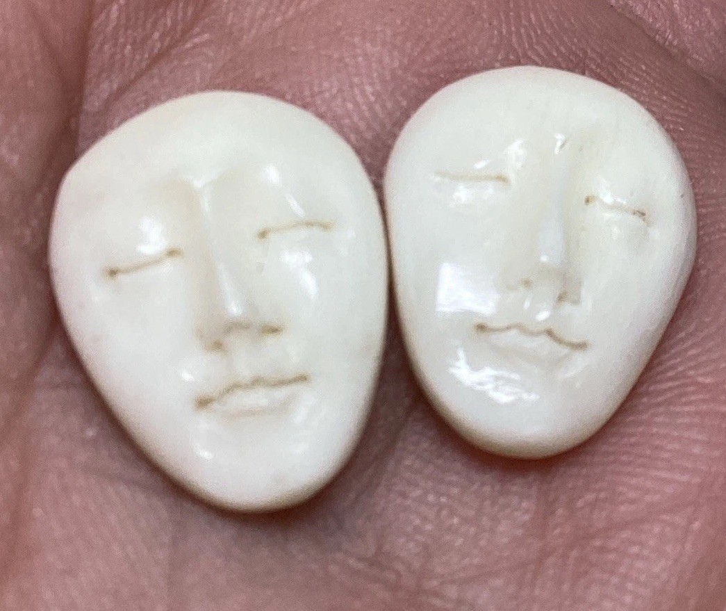 Pair Vintage Carved Moonfaces 16mmx12mm Bali #8 Pair Vintage Carved Moonfaces 16mmx12mm Bali #8