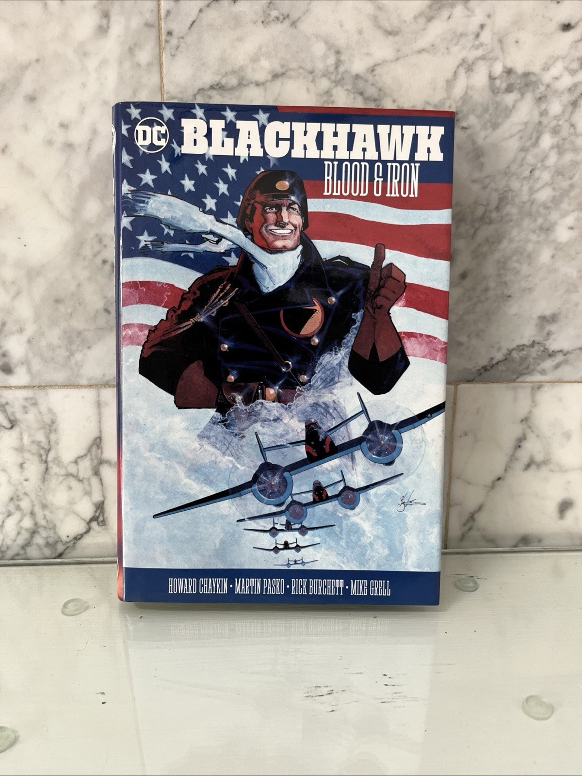 BLACKHAWK: BLOOD AND IRON HC DC COMICS HOWARD CHAYKIN 2020 HARDCOVER BLACKHAWK: BLOOD AND IRON HC DC COMICS HOWARD CHAYKIN 2020 HARDCOVER