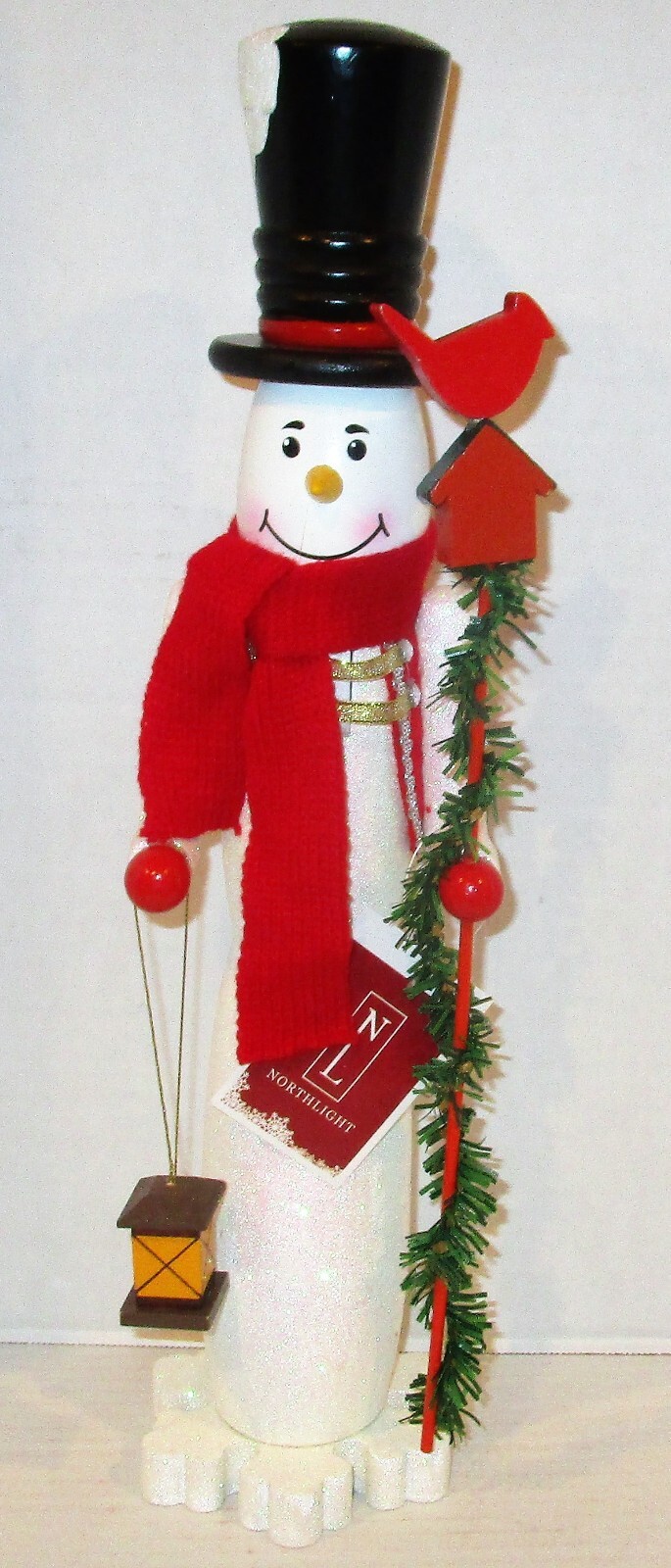 CHRISTMAS WOODEN NUTCRACKER 18\