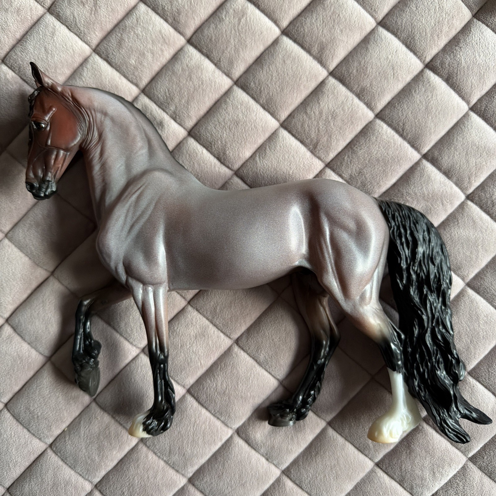 Breyer Horse BreyerFest 2026 Scandi Surprise Matte Bay Roan Vermeer Friesian Breyer Horse BreyerFest 2026 Scandi Surprise Matte Bay Roan Vermeer Friesian