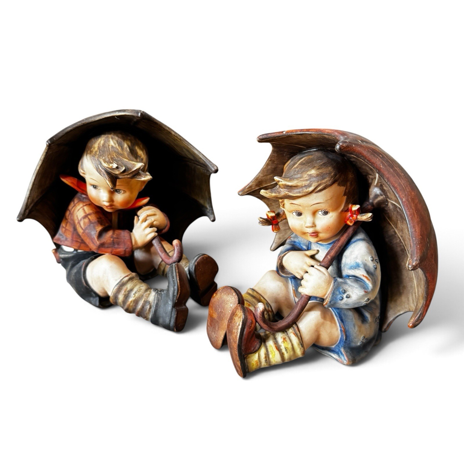 Set Of 2 Goebel Hummel TMK2 Umbrella Boy 152 & Girl 152B 7.5\ Set Of 2 Goebel Hummel TMK2 Umbrella Boy 152 & Girl 152B 7.5\