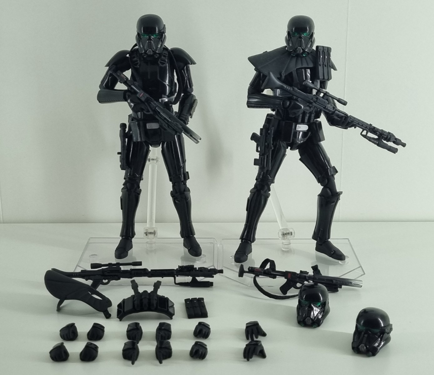 2x REAL, LEGIT MAFEX Death Troopers - COMPLETE, No Box - Star Wars Rogue One 2x REAL, LEGIT MAFEX Death Troopers - COMPLETE, No Box - Star Wars Rogue One