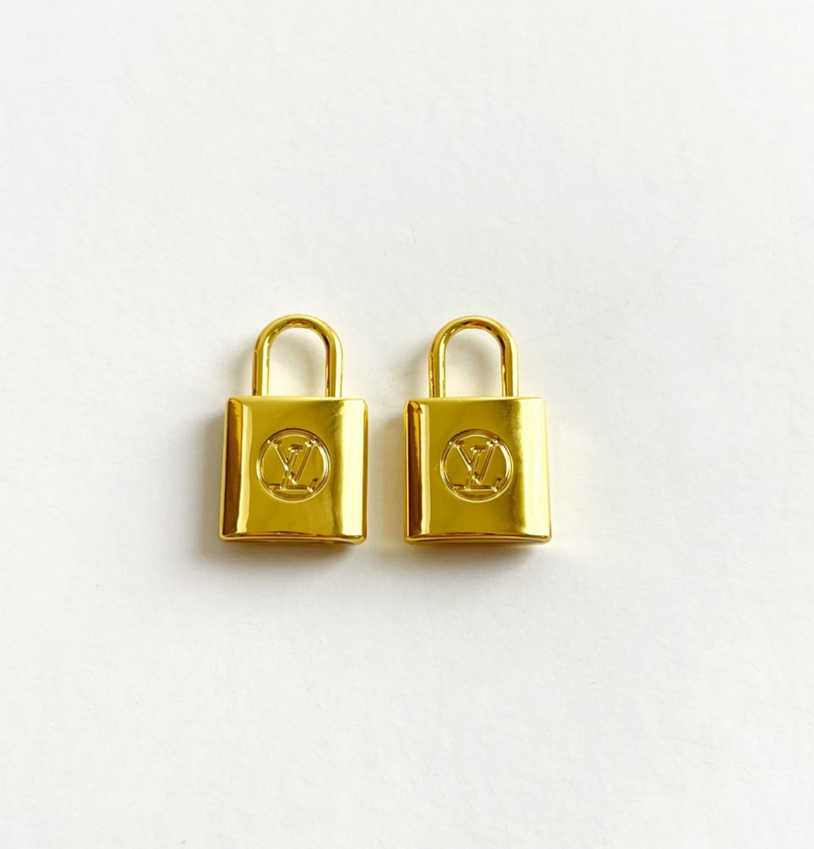 Designer Gold Lock Zipperpull Set of 2 Designer Gold Lock Zipperpull Set of 2