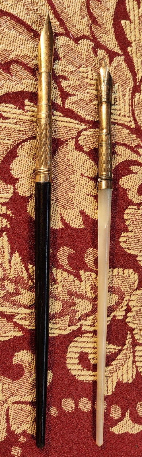 Antique E.S. Johnson & Co. No 4. and BAFF No. 5 Gold Plated Dip Pens Antique E.S. Johnson & Co. No 4. and BAFF No. 5 Gold Plated Dip Pens