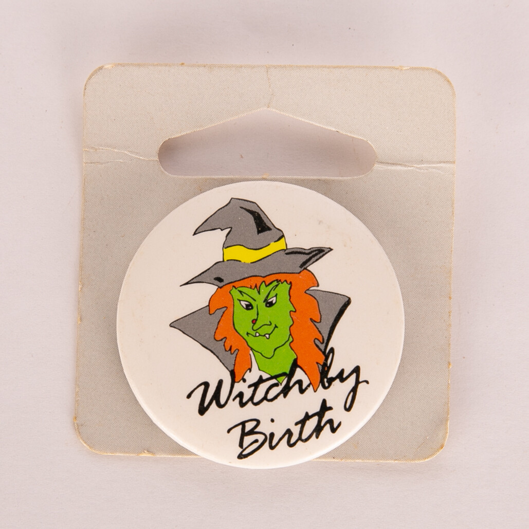 Vintage Pinback Button – \