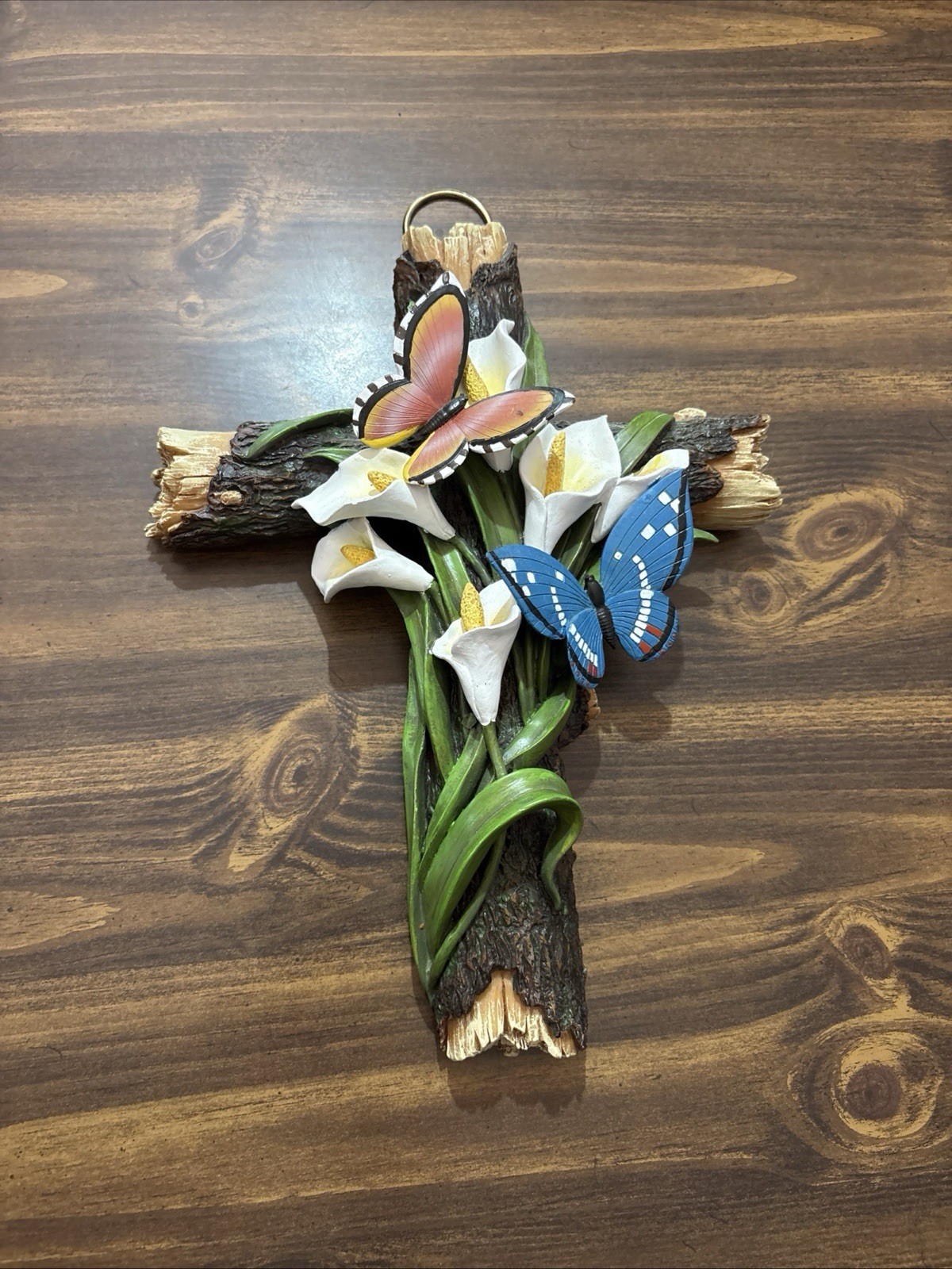 Unbranded~Wall Cross 2 Butterflies And Lilly’s Resin White Flowers 3D Effect