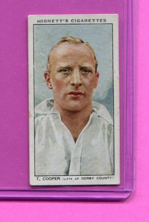 1936 HIGNETT CIGARETTES FOOTBALL CAPTIANS TOBACCO CARD #7 T. COOPER