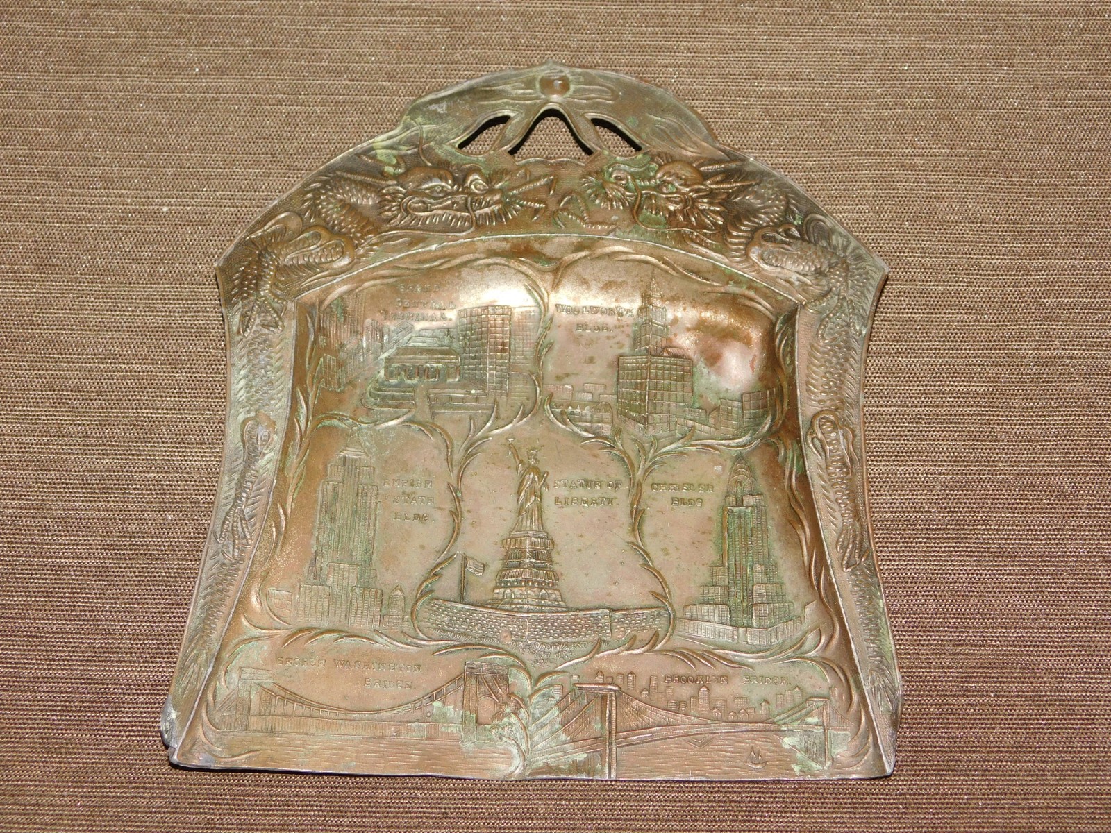 VINTAGE OCCUPIED JAPAN SILVER PLATED SOUVENIR BROOKLYN BRIDGE ++ NEW YORK TRAY