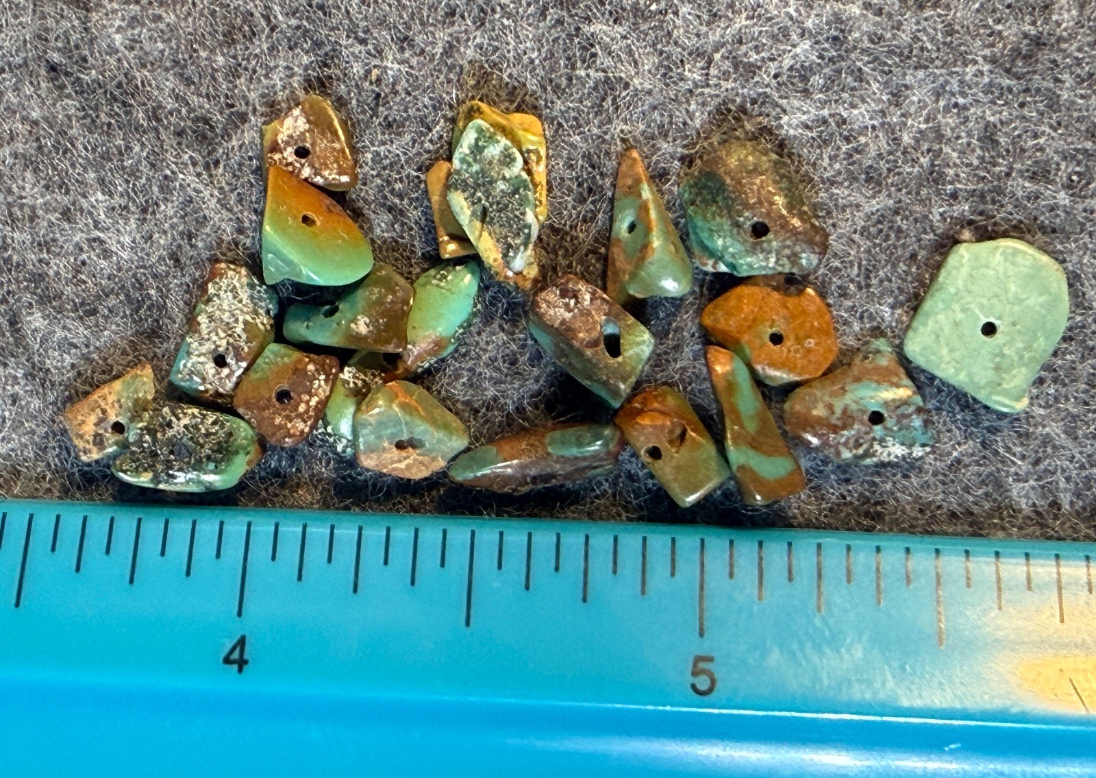 20 Turquoise Indian Trade Beads Navajo Indian Turquoise Chips OLD