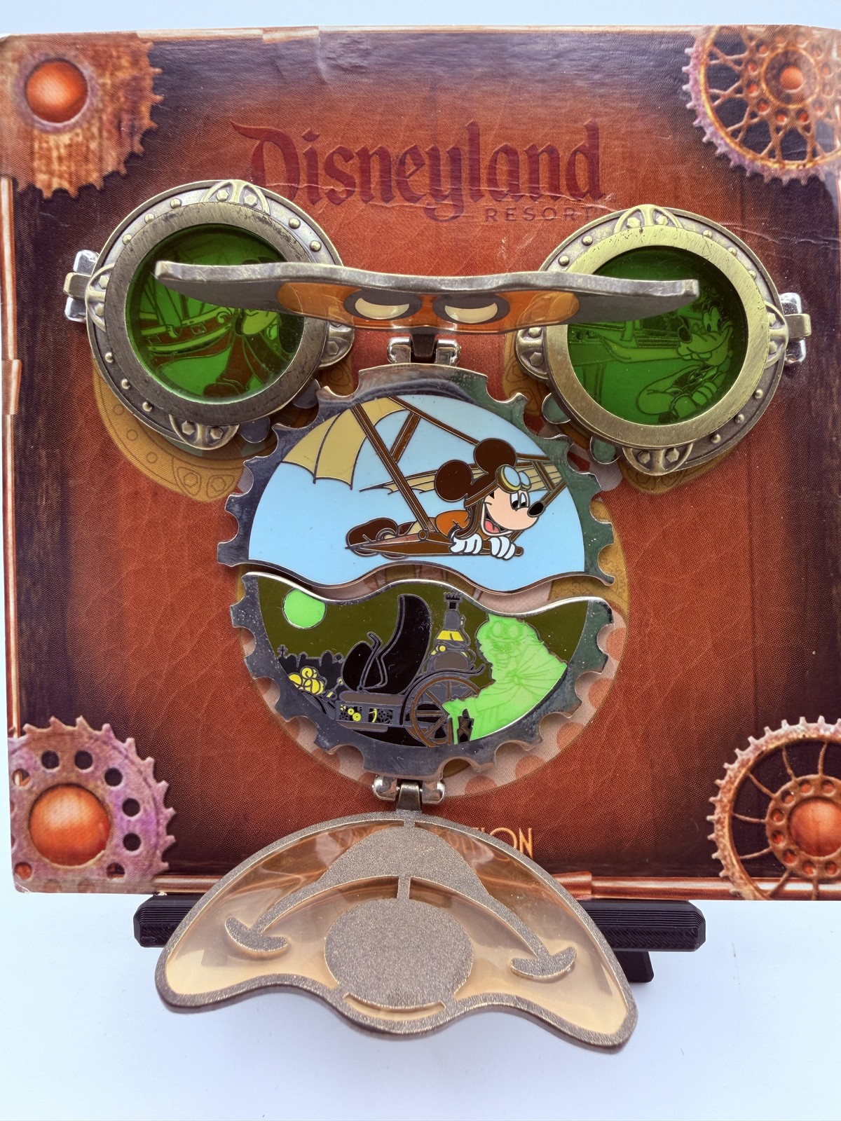 4-Piece Set Disneyland Resort Steampunk Mickey Puzzle Pins Limited Edition 2000 4-Piece Set Disneyland Resort Steampunk Mickey Puzzle Pins Limited Edition 2000