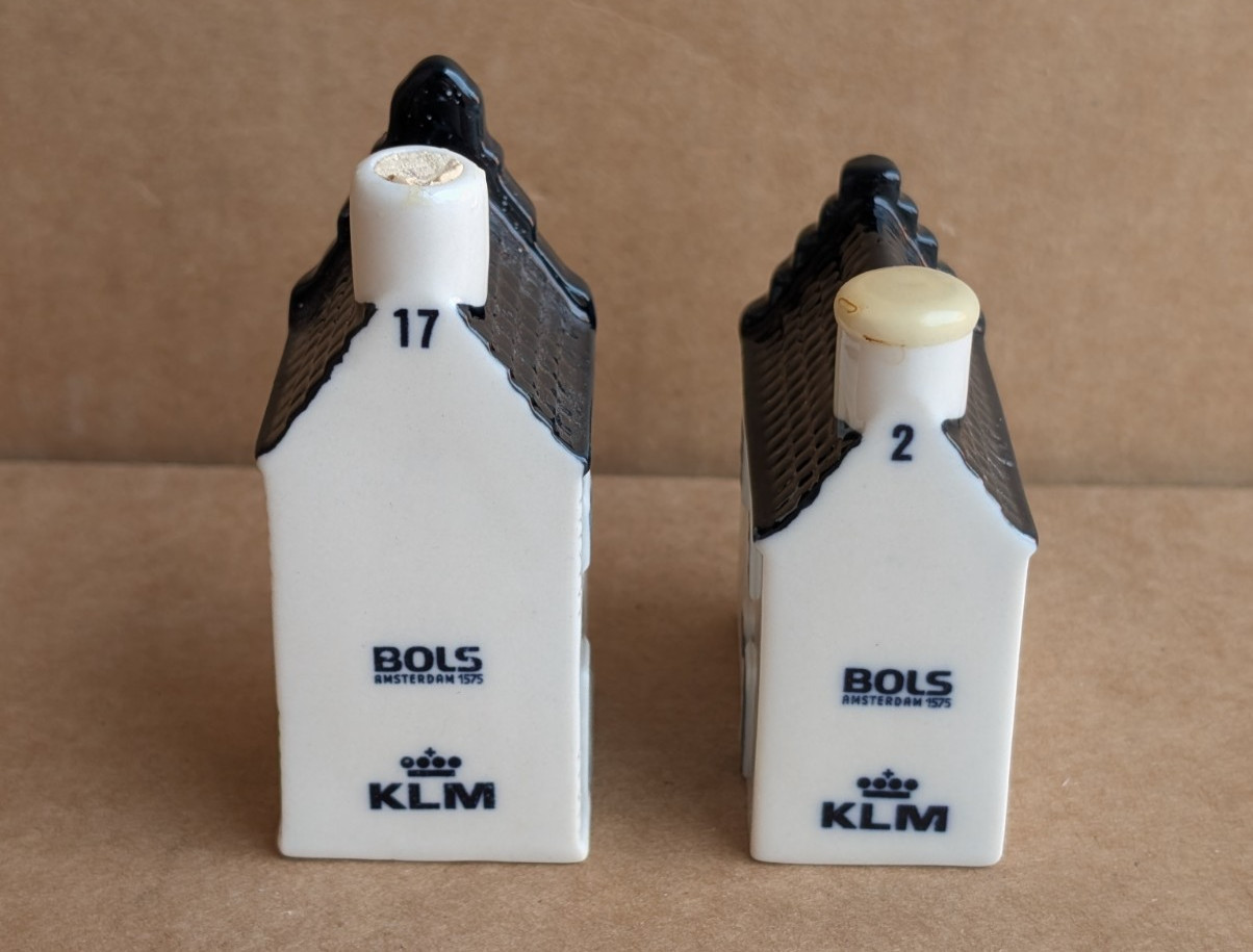 KLM BOLS Blue Delft House #17 and #2 - Sealed - Not Empty KLM BOLS Blue Delft House #17 and #2 - Sealed - Not Empty