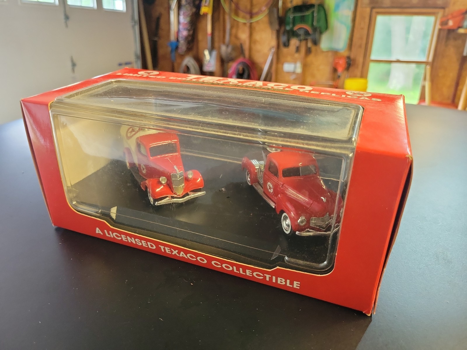 Solido Die Cast Texaco Limited Edition Vintage Replicas Ford Studebaker 1/43