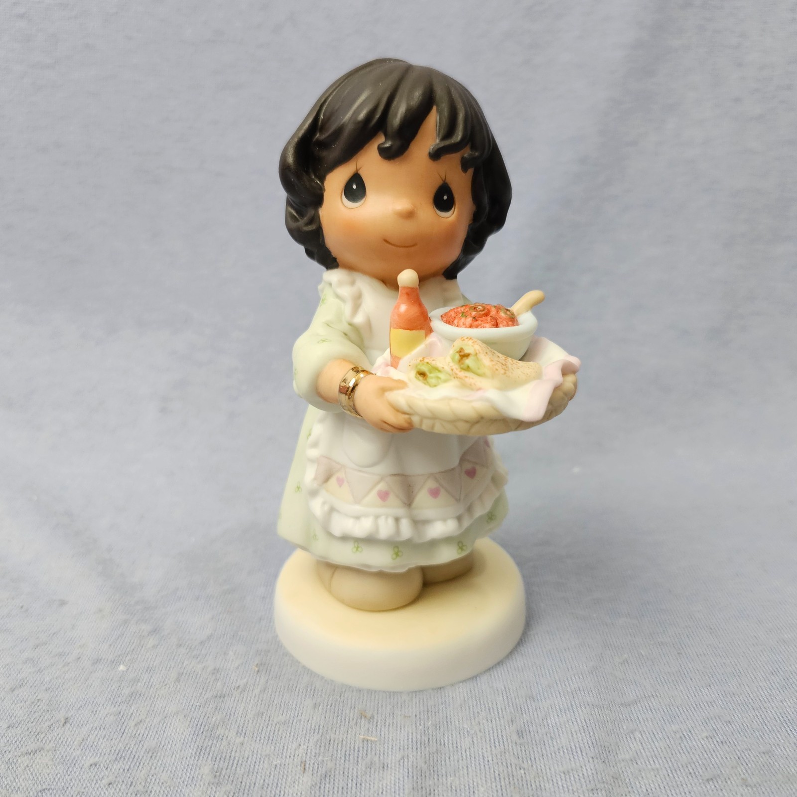 VERY RARE Precious Moments Preparado Con Armor (Prepared w/ Love) Mamacita NIB